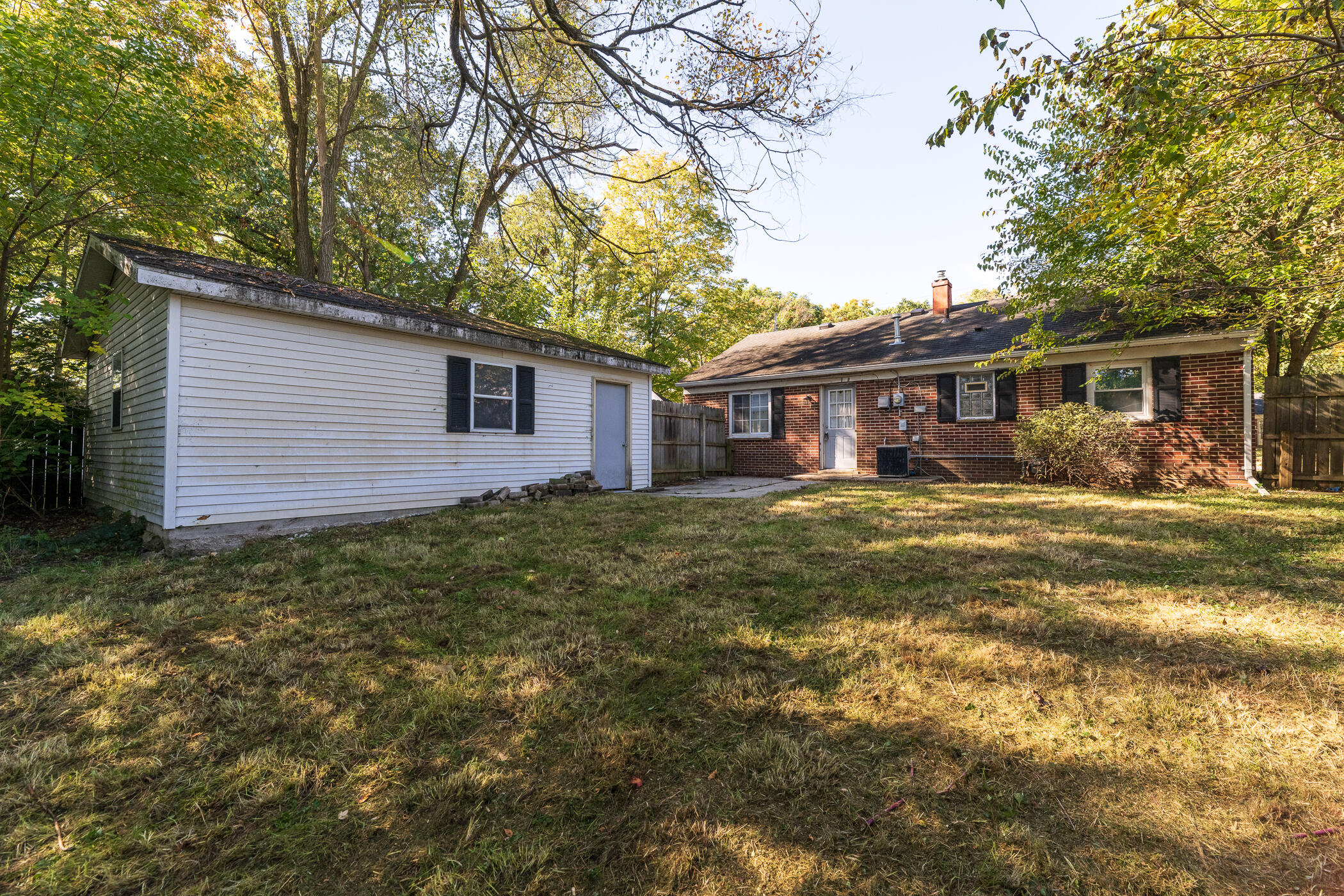 4241 Pembrook Street Kalamazoo MI 49008