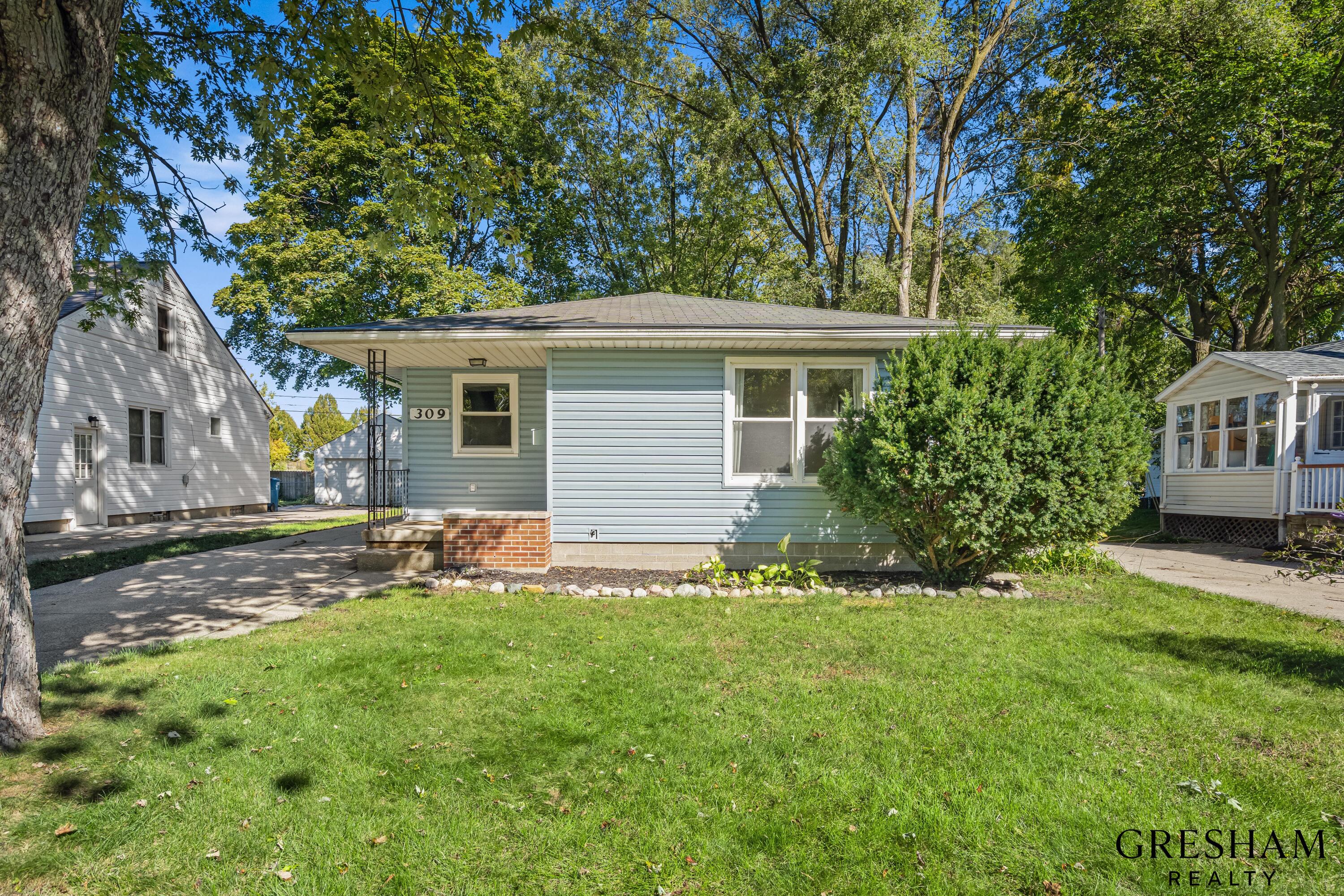 309 E 12th Street Holland MI 49423