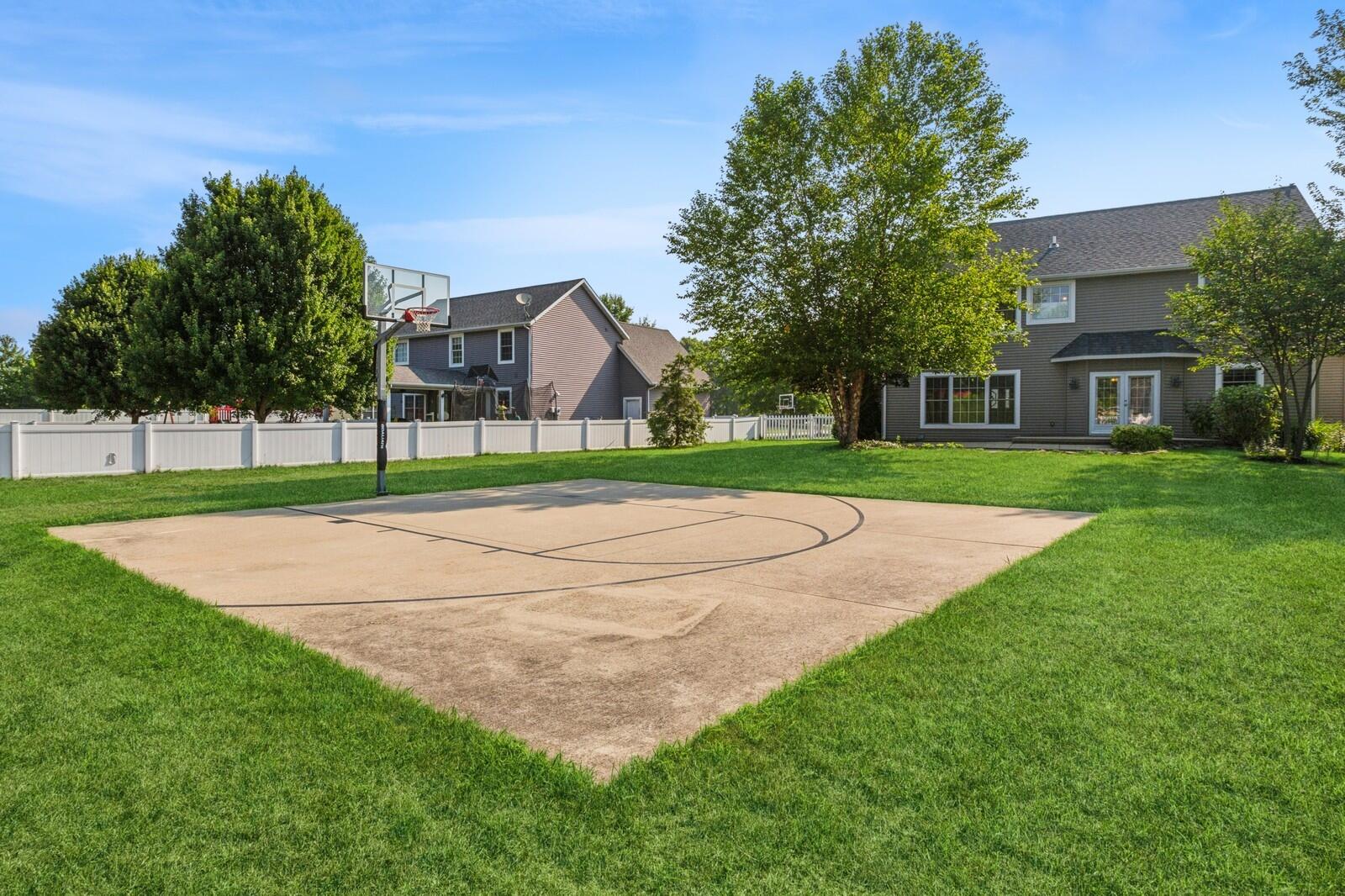 5906 Wacker Drive Stevensville MI 49127