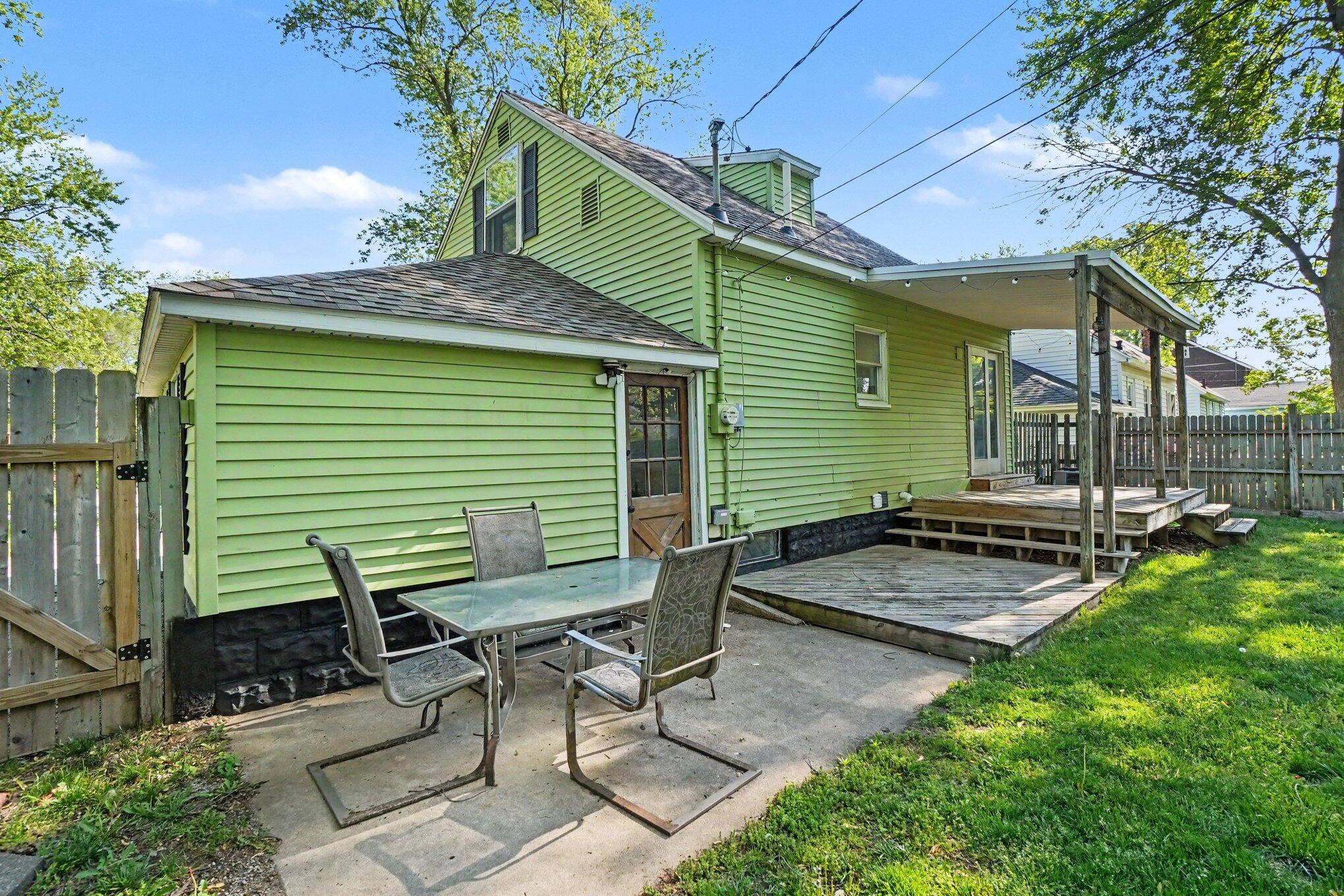 168 E 37th Street Holland MI 49423