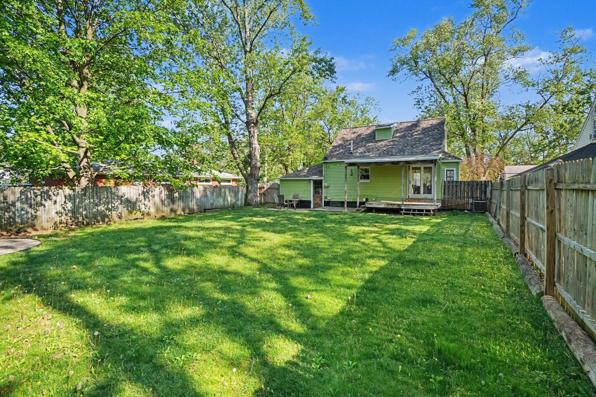 168 E 37th Street Holland MI 49423
