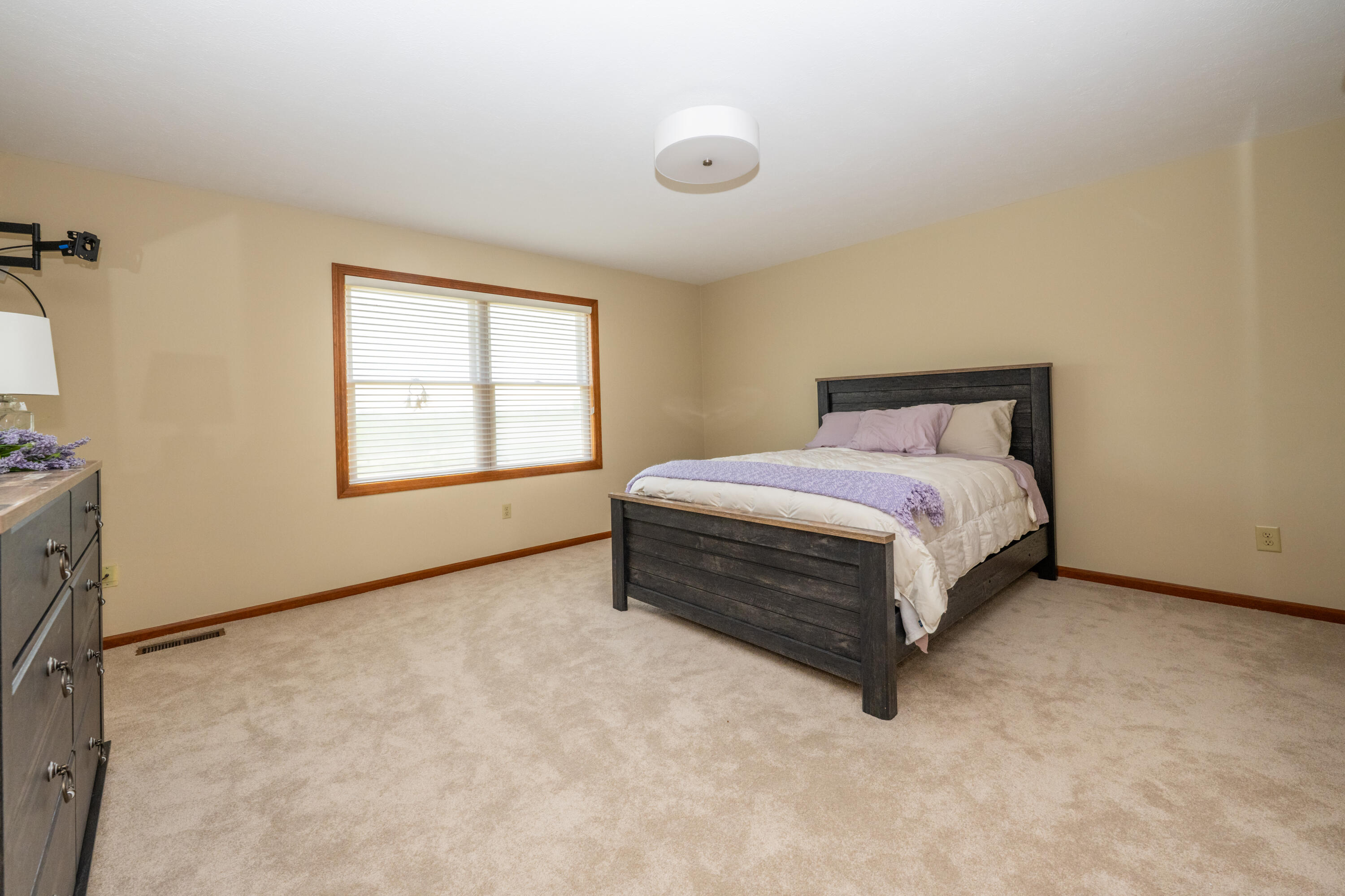 31401 Middle Crossing Road Dowagiac MI 49047