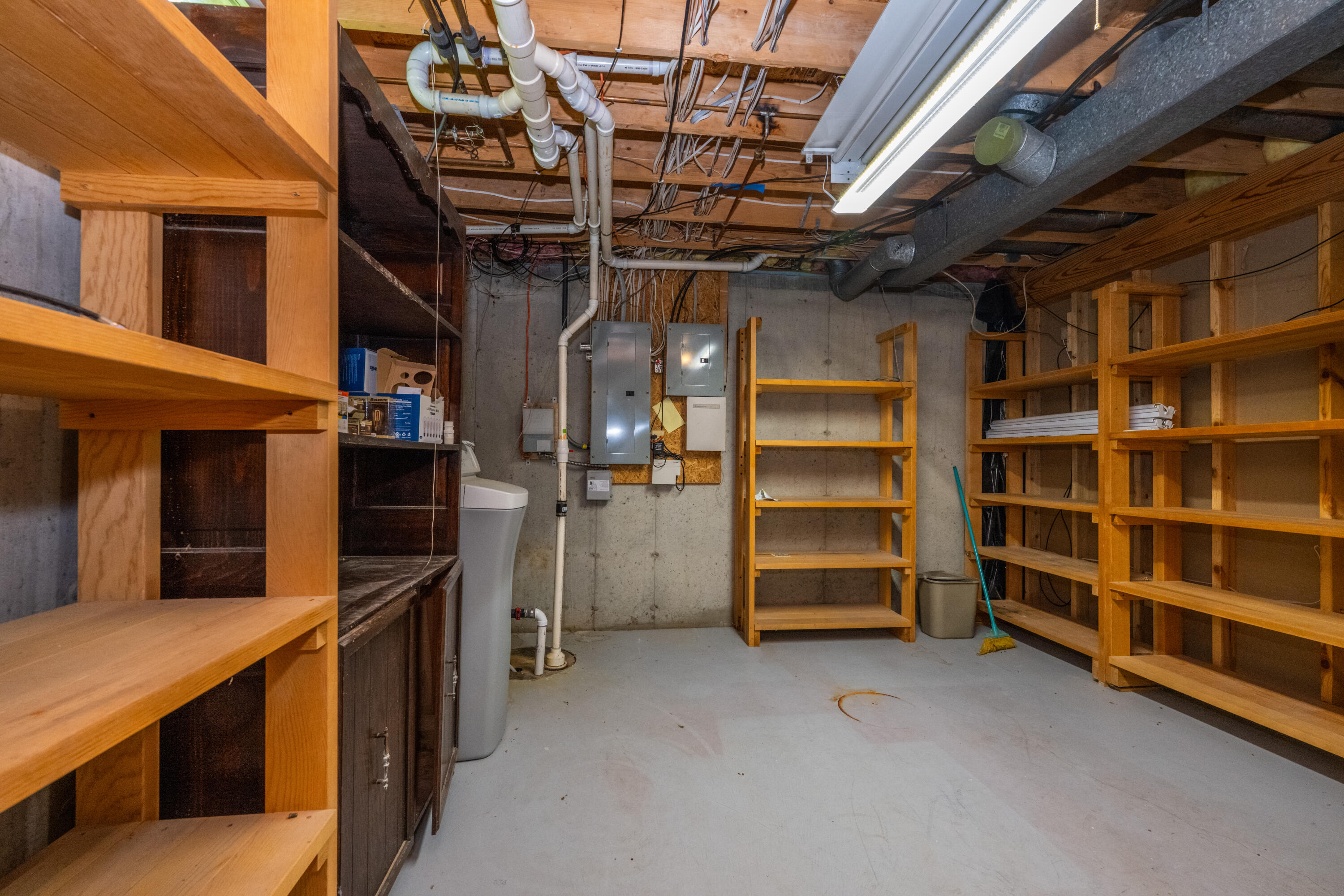 31401 Middle Crossing Road Dowagiac MI 49047