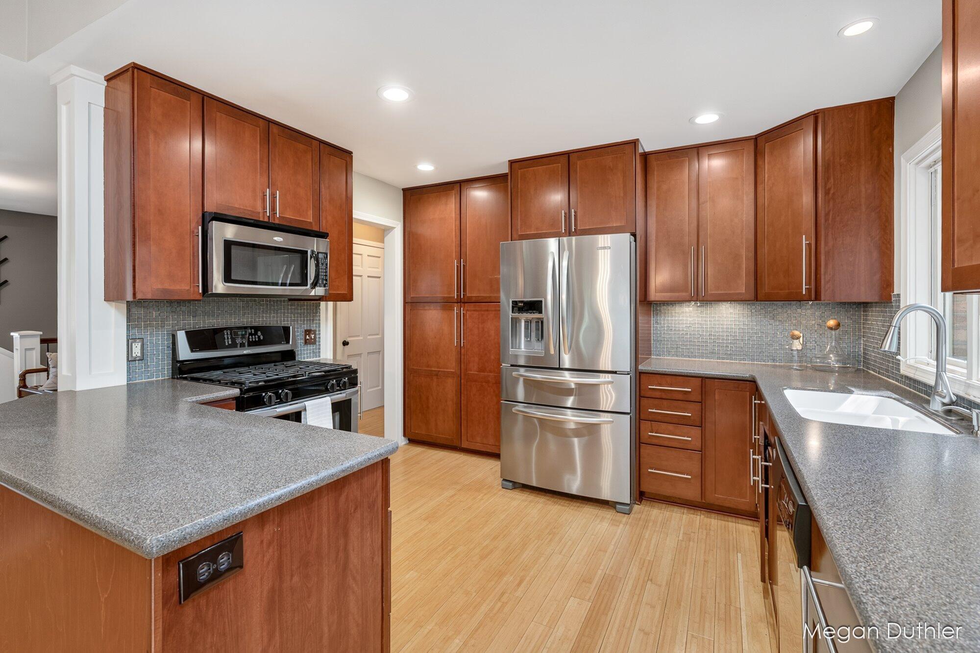 2146 Ontonagon Avenue SE Grand Rapids MI 49506