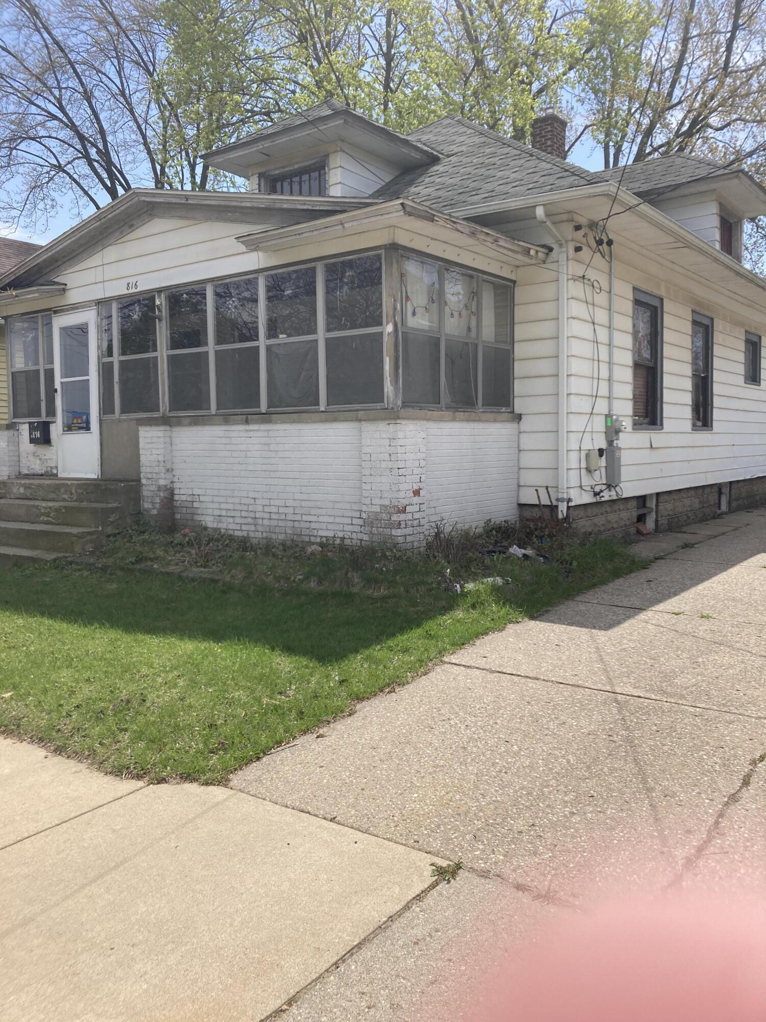816 Richmond Street NW Grand Rapids MI 49504