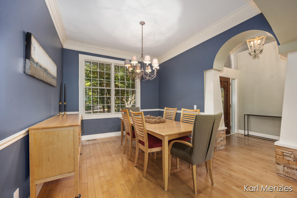 1290 Cramton Avenue NE Ada MI 49301