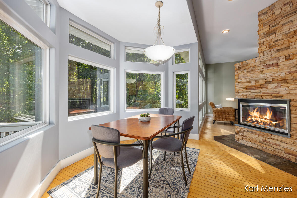 1290 Cramton Avenue NE Ada MI 49301