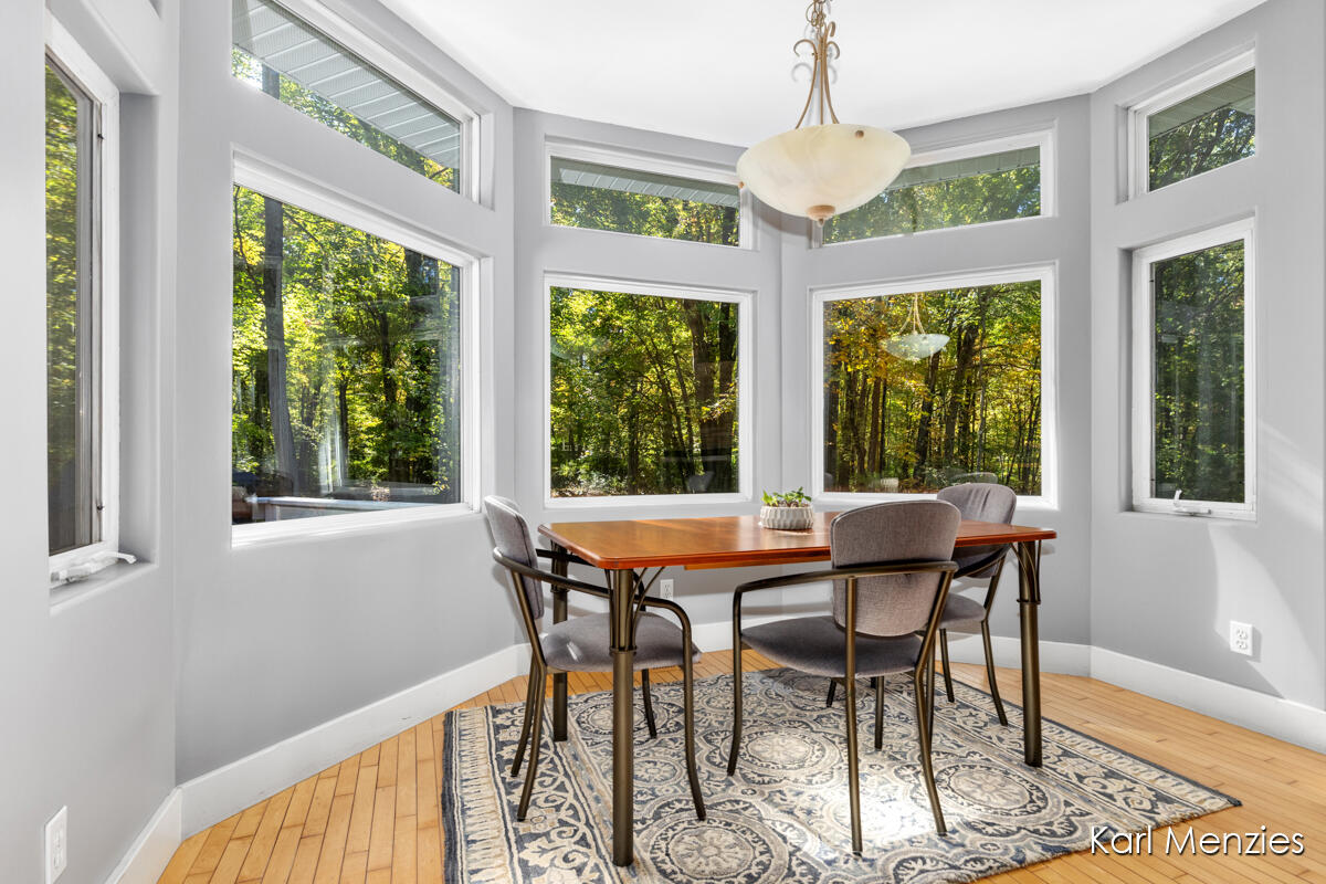 1290 Cramton Avenue NE Ada MI 49301