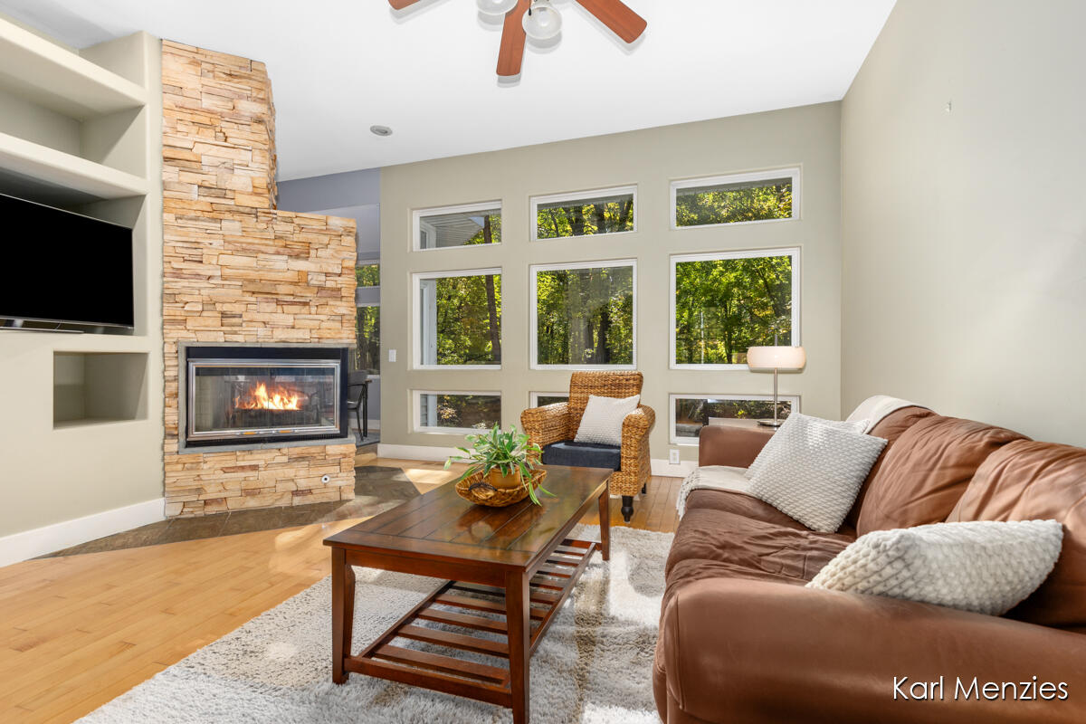 1290 Cramton Avenue NE Ada MI 49301