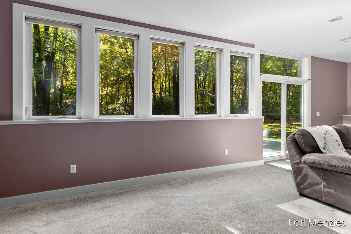 1290 Cramton Avenue NE Ada MI 49301