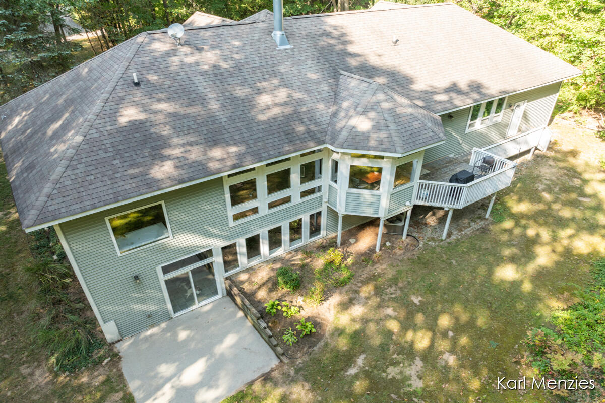 1290 Cramton Avenue NE Ada MI 49301