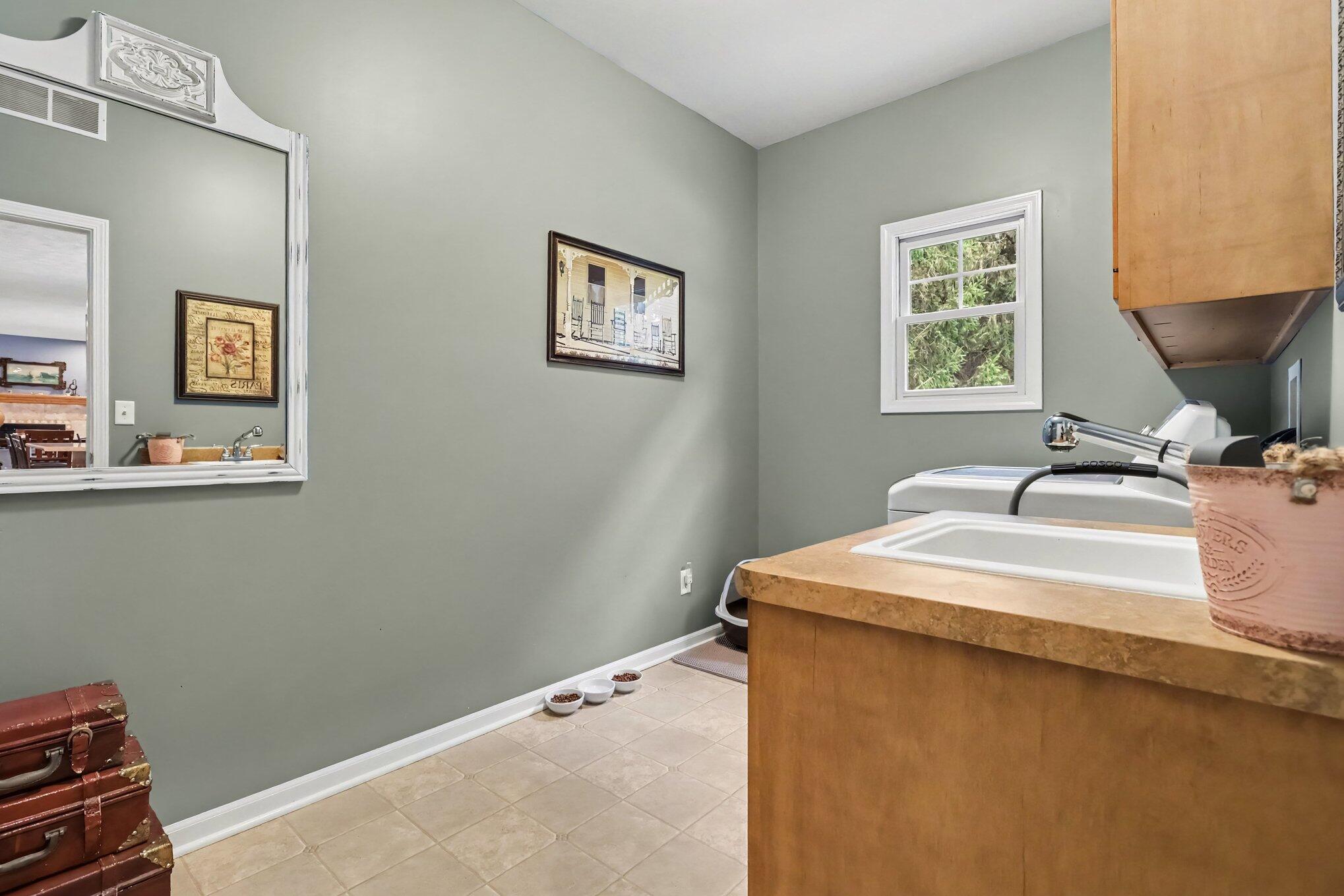 325 Grant Street Hopkins MI 49328