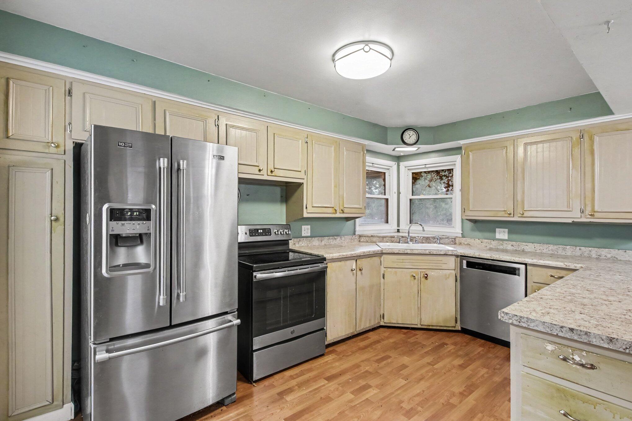 2302 W Milham Avenue Portage MI 49024