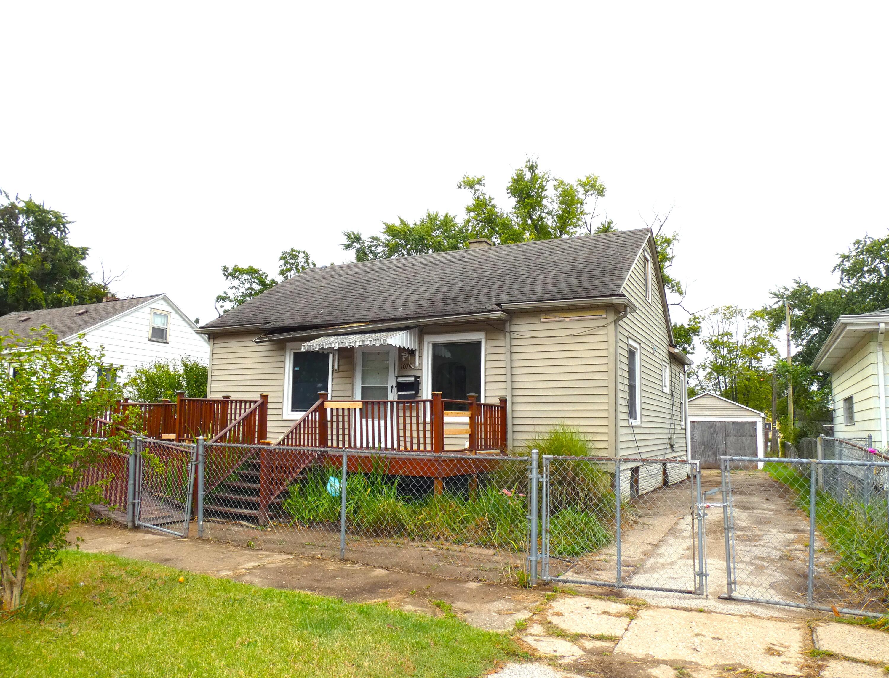 1079 Hurd Avenue Benton Harbor MI 49022