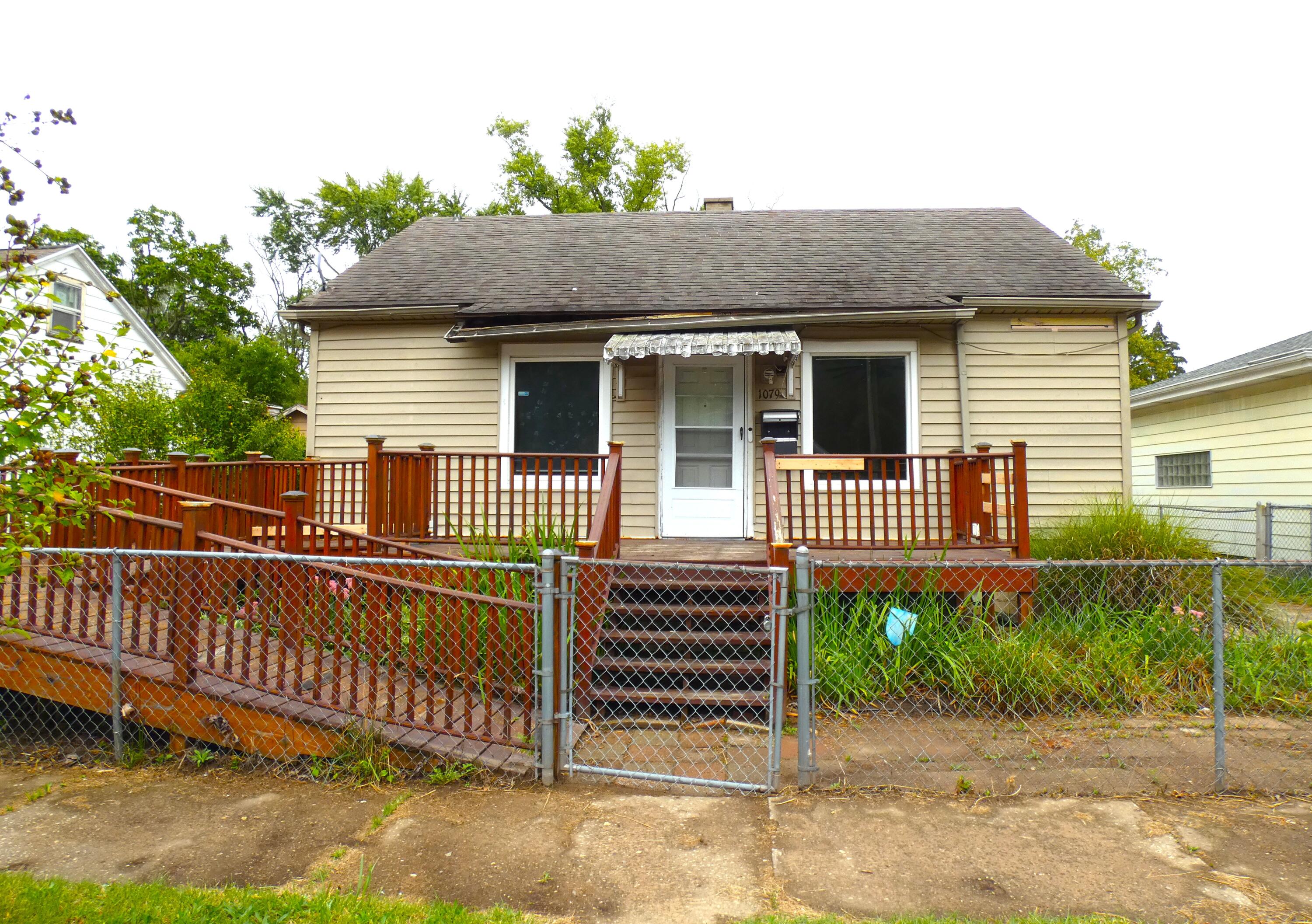 1079 Hurd Avenue Benton Harbor MI 49022