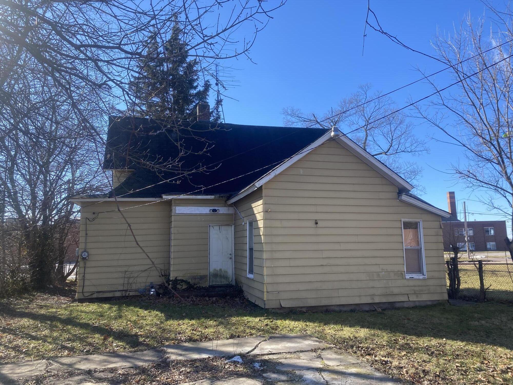 309 High Street Benton Harbor MI 49022