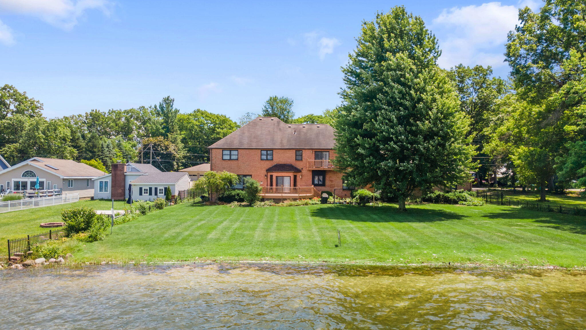 2647 Lake Shore Drive Niles MI 49120