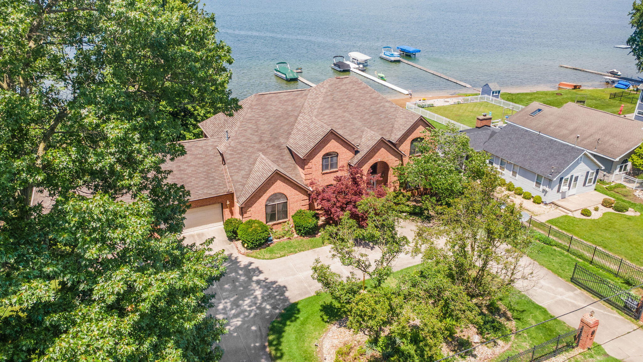 2647 Lake Shore Drive Niles MI 49120