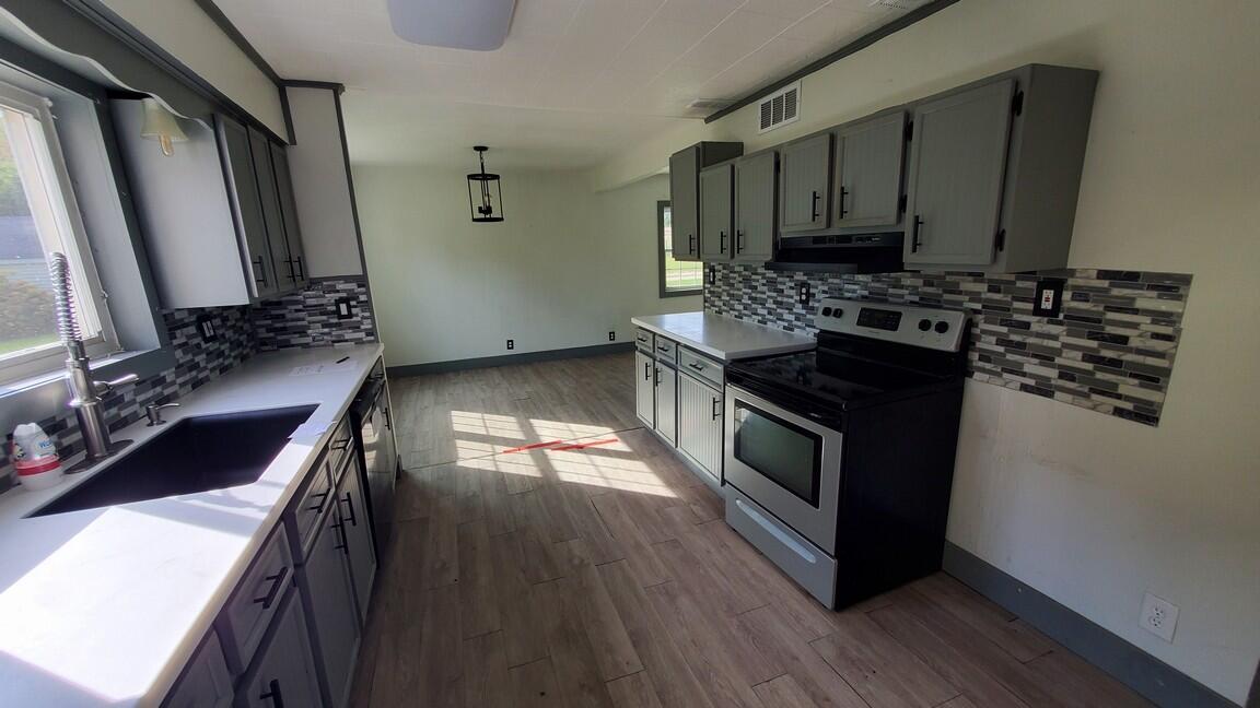 2991 Violet Avenue Muskegon MI 49442