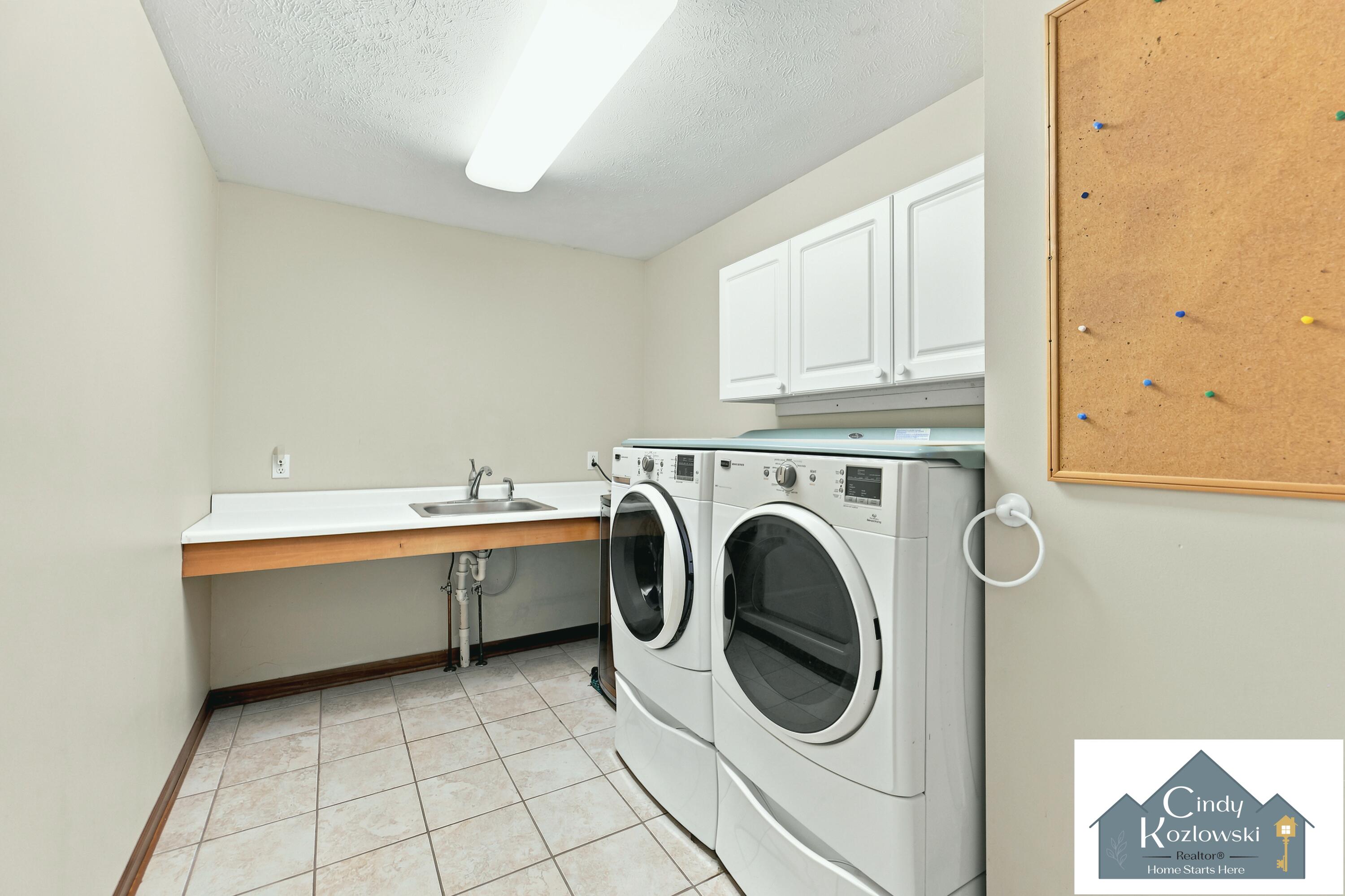 4959 Brookestone Drive NE Rockford MI 49341