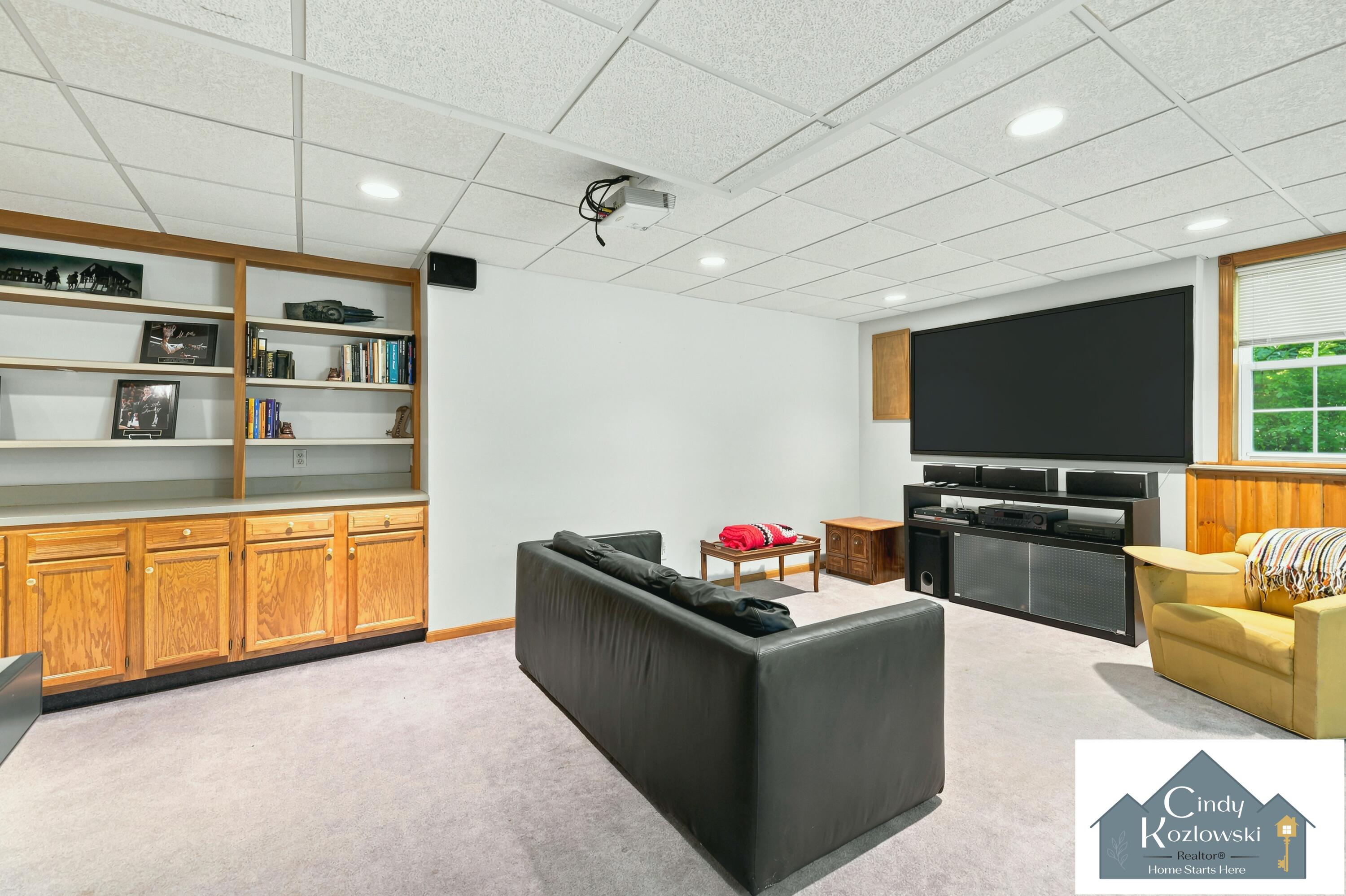 4959 Brookestone Drive NE Rockford MI 49341