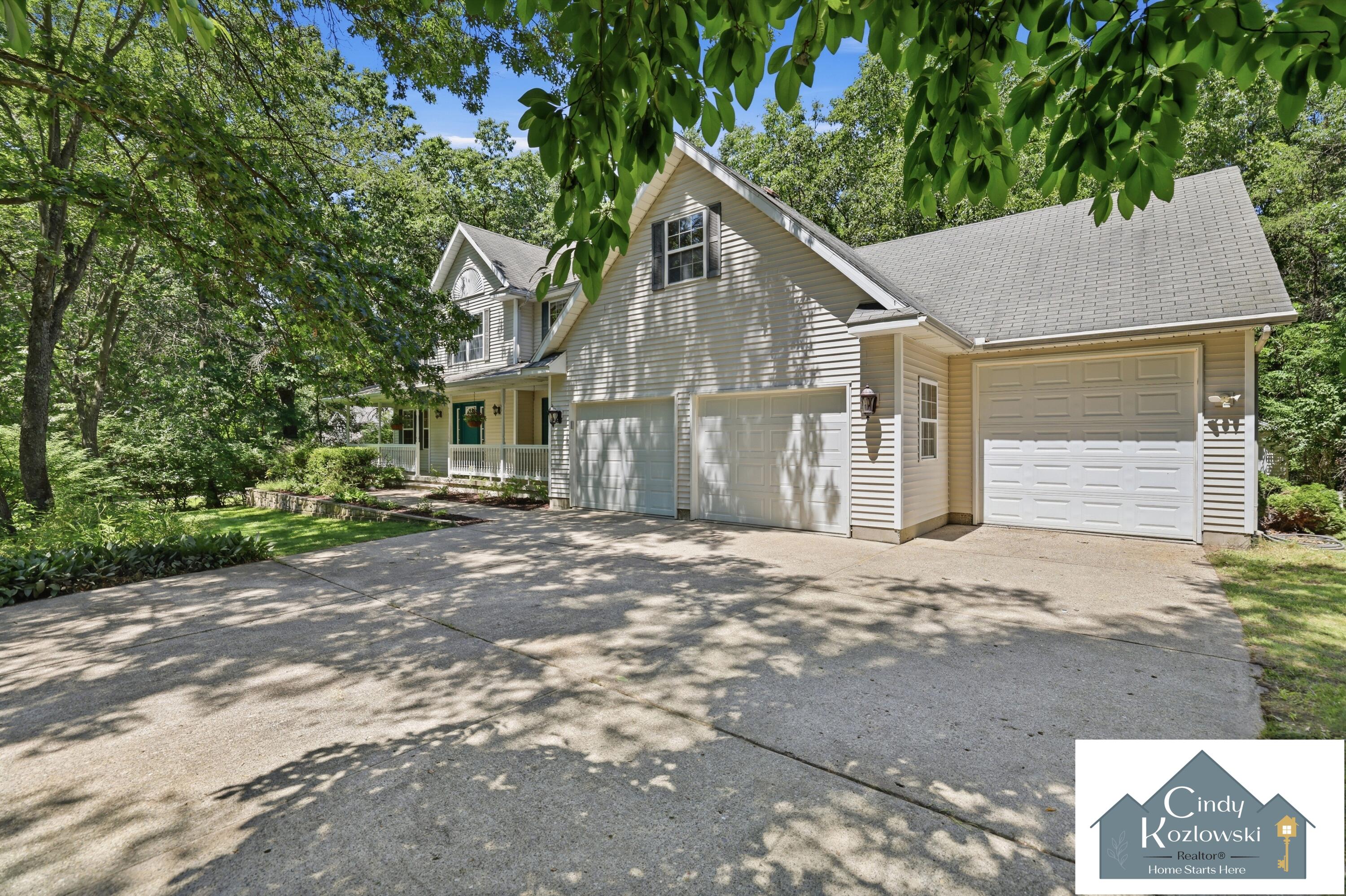 4959 Brookestone Drive NE Rockford MI 49341
