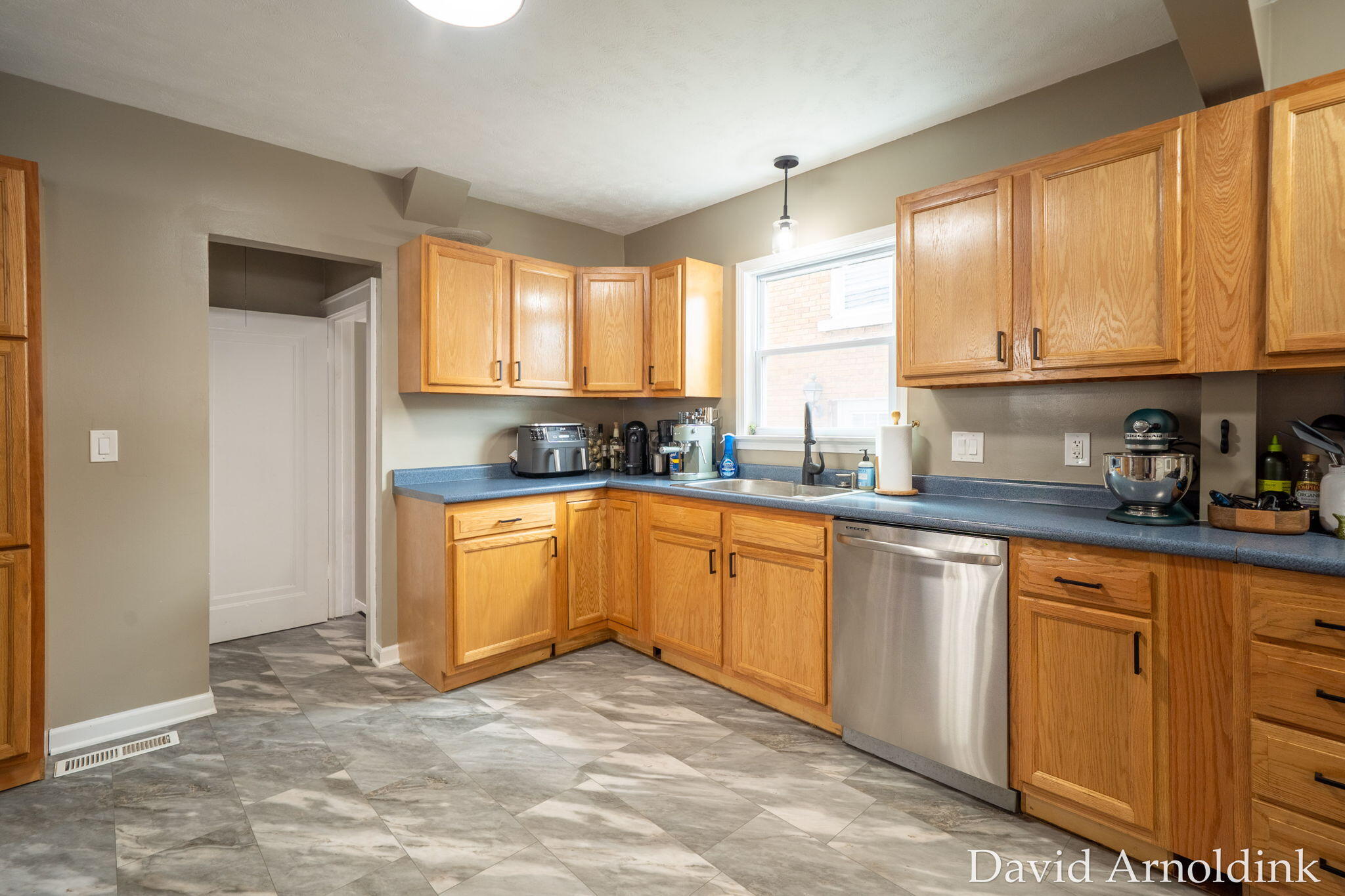 919 Myrtle Street NW Grand Rapids MI 49504