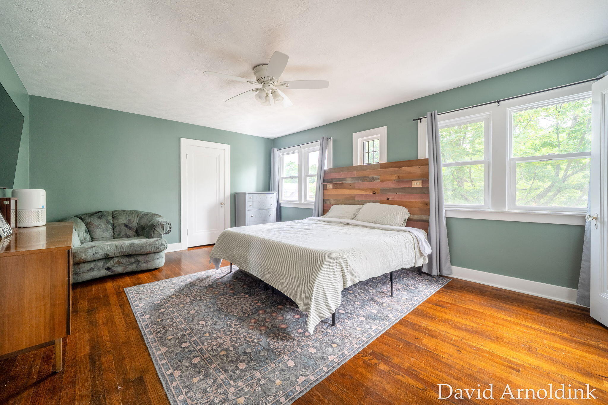 919 Myrtle Street NW Grand Rapids MI 49504