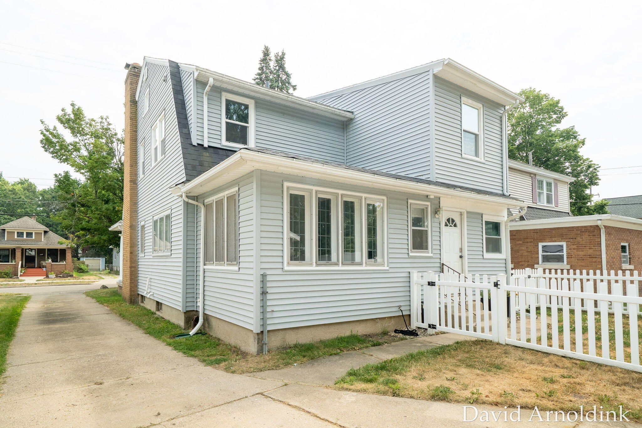 919 Myrtle Street NW Grand Rapids MI 49504