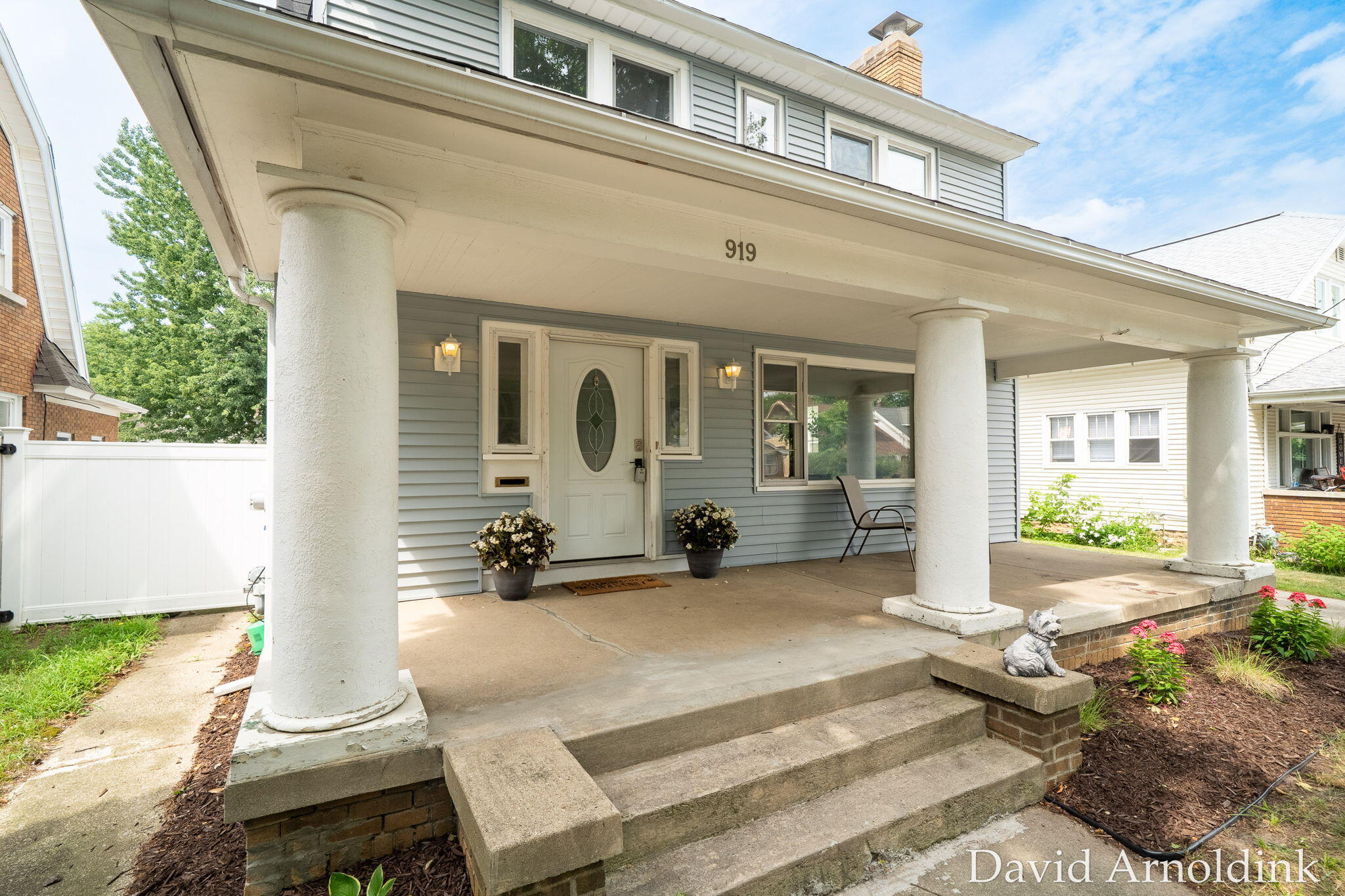 919 Myrtle Street NW Grand Rapids MI 49504