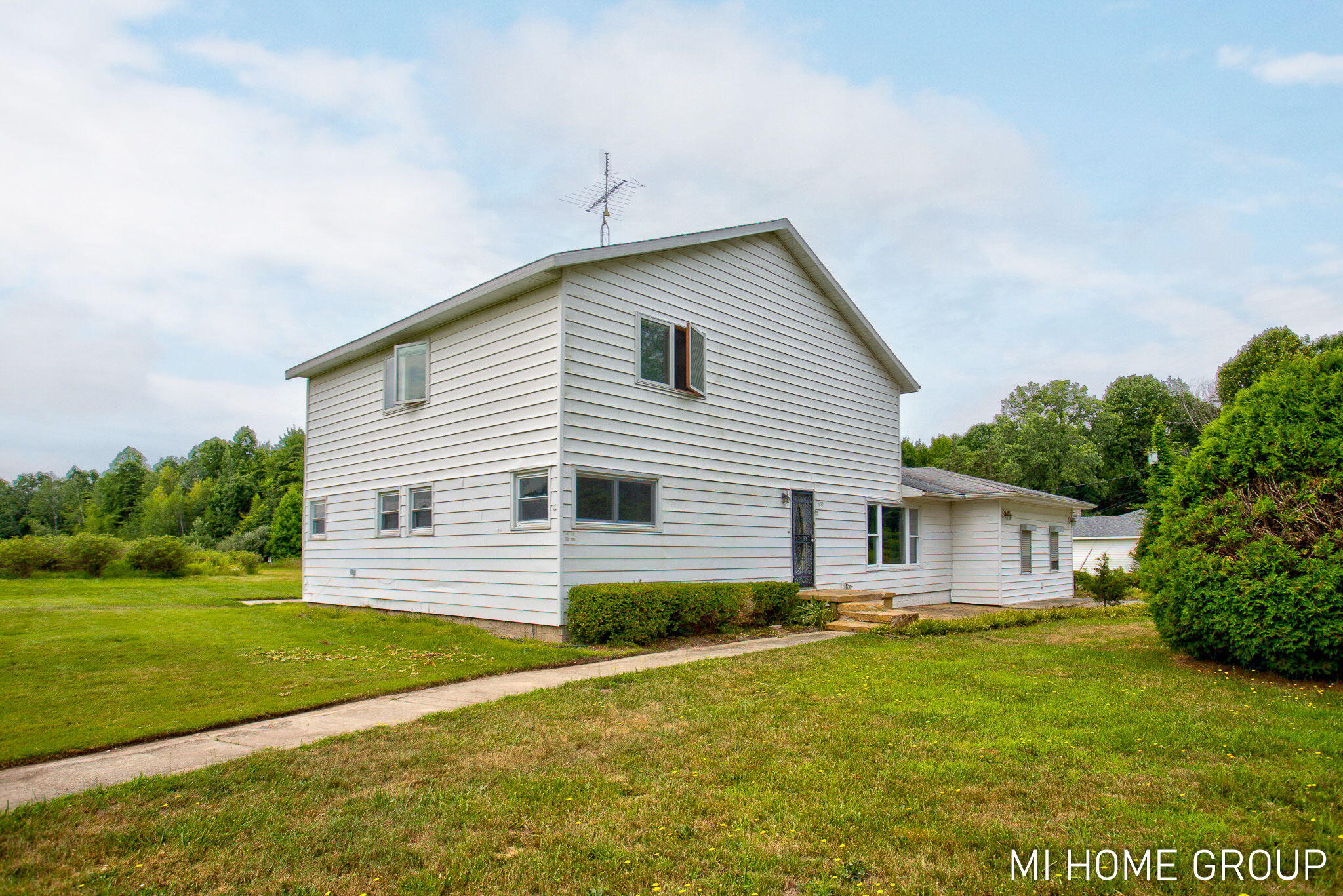74721 30th Avenue Covert MI 49043
