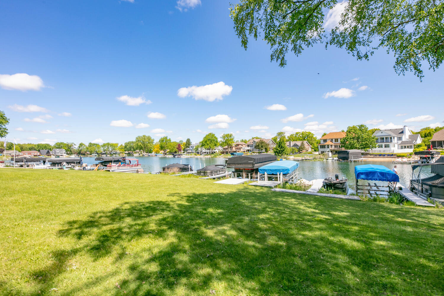 21373 Sail Bay Drive Cassopolis MI 49031
