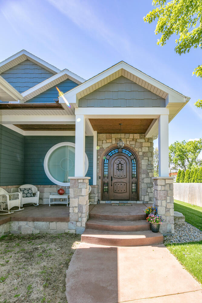 21373 Sail Bay Drive Cassopolis MI 49031