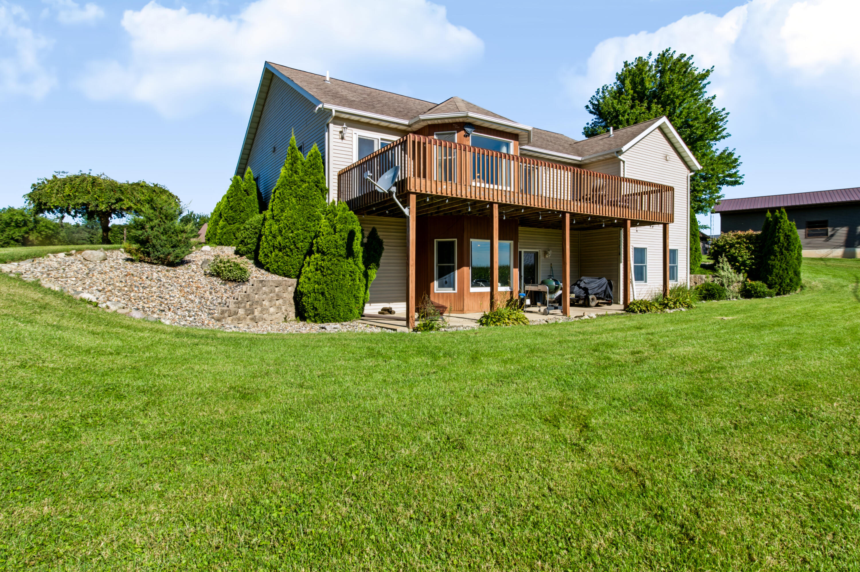 707 Tulip Drive Three Oaks MI 49128