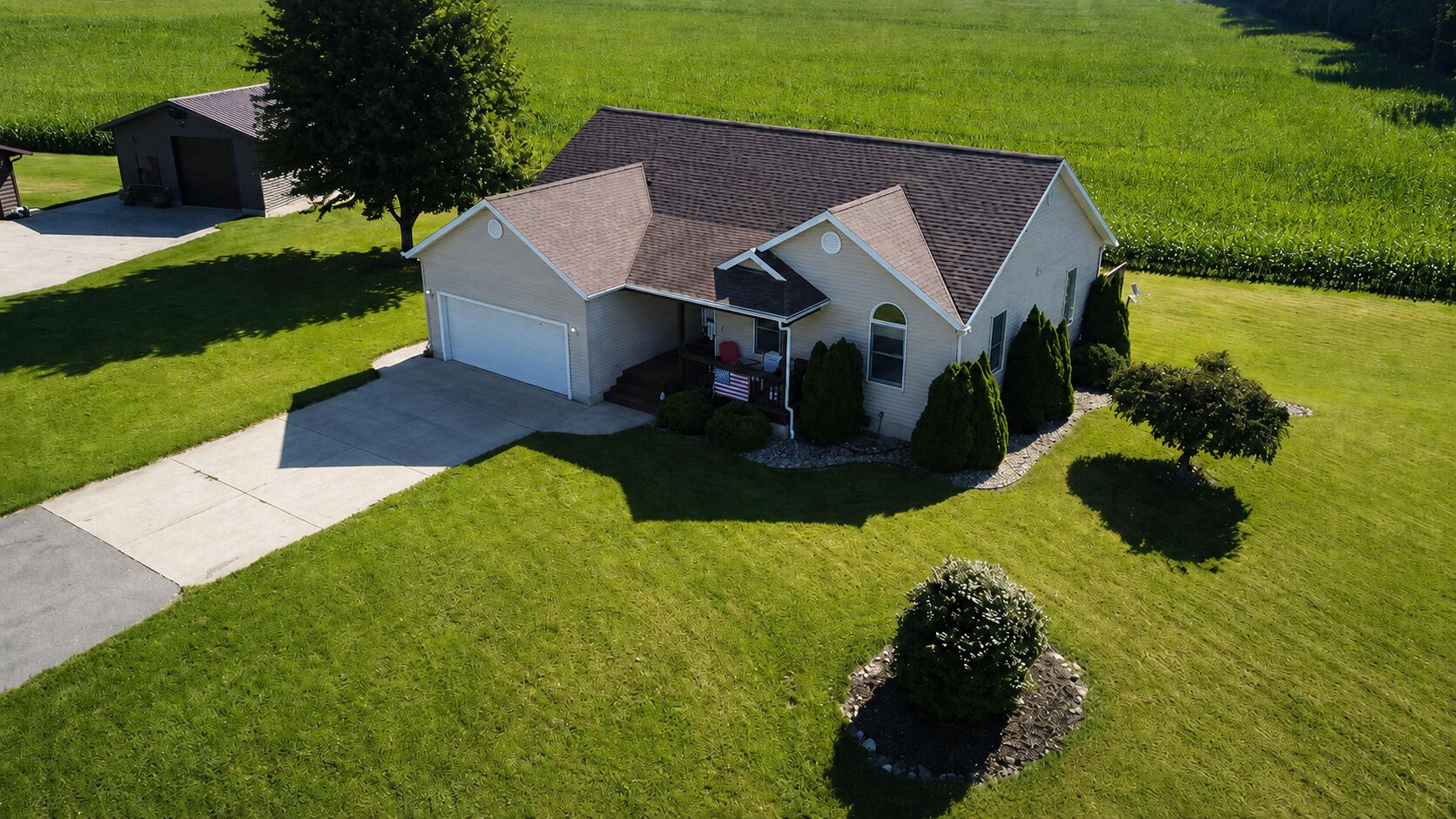 707 Tulip Drive Three Oaks MI 49128