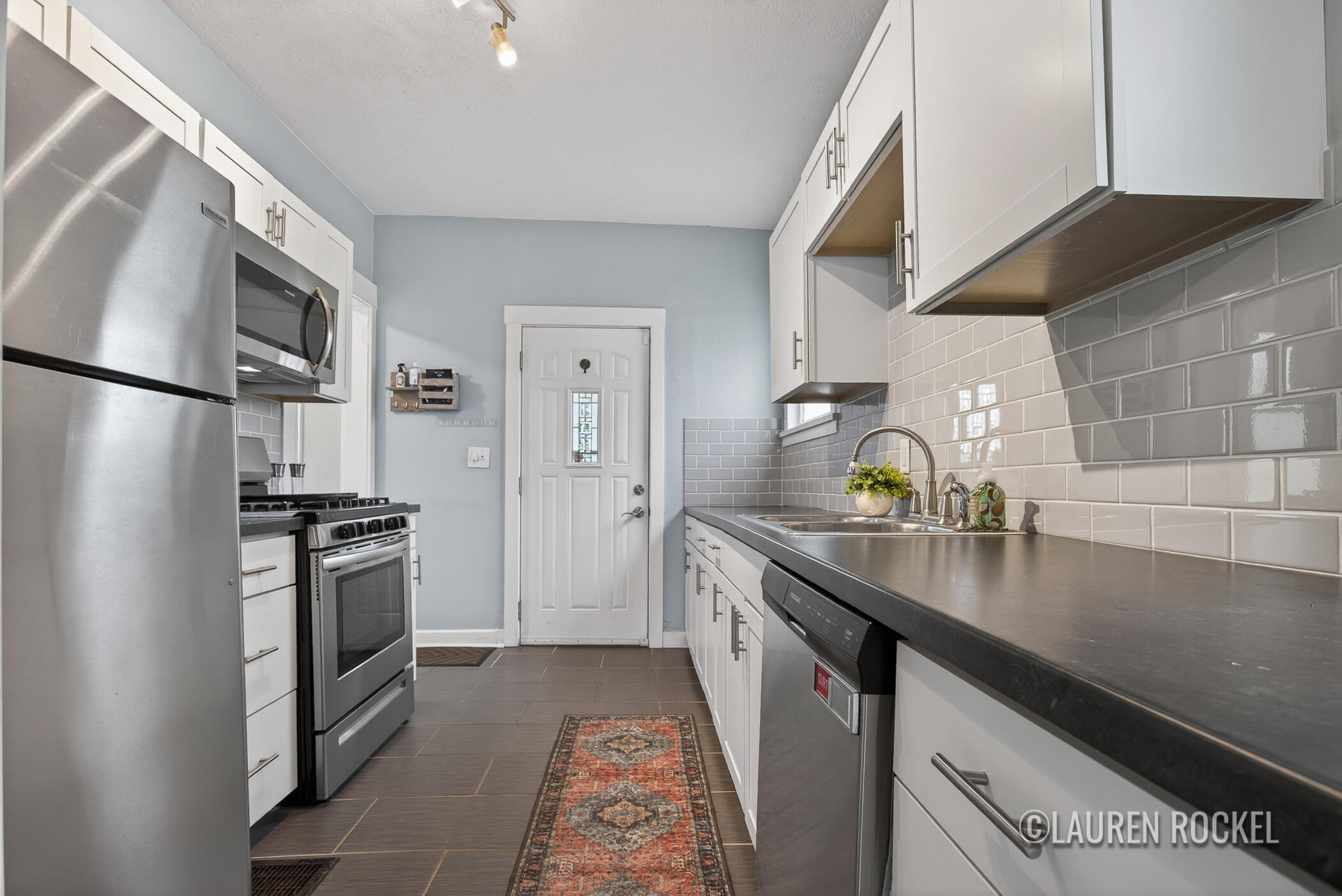 443 Dickinson Street SE Grand Rapids MI 49507
