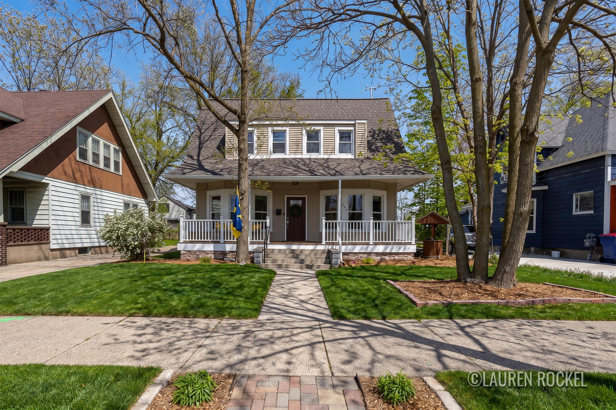 443 Dickinson Street SE Grand Rapids MI 49507