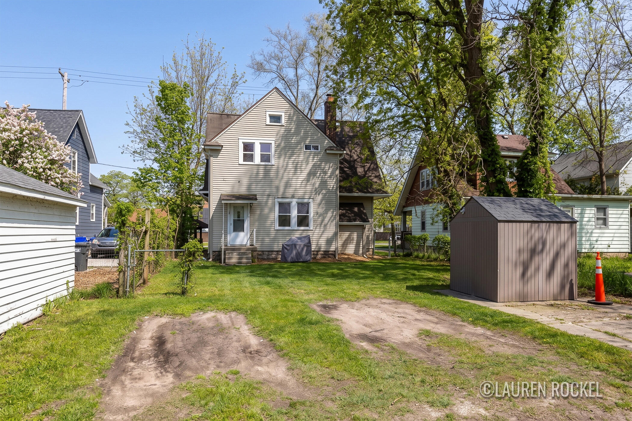 443 Dickinson Street SE Grand Rapids MI 49507