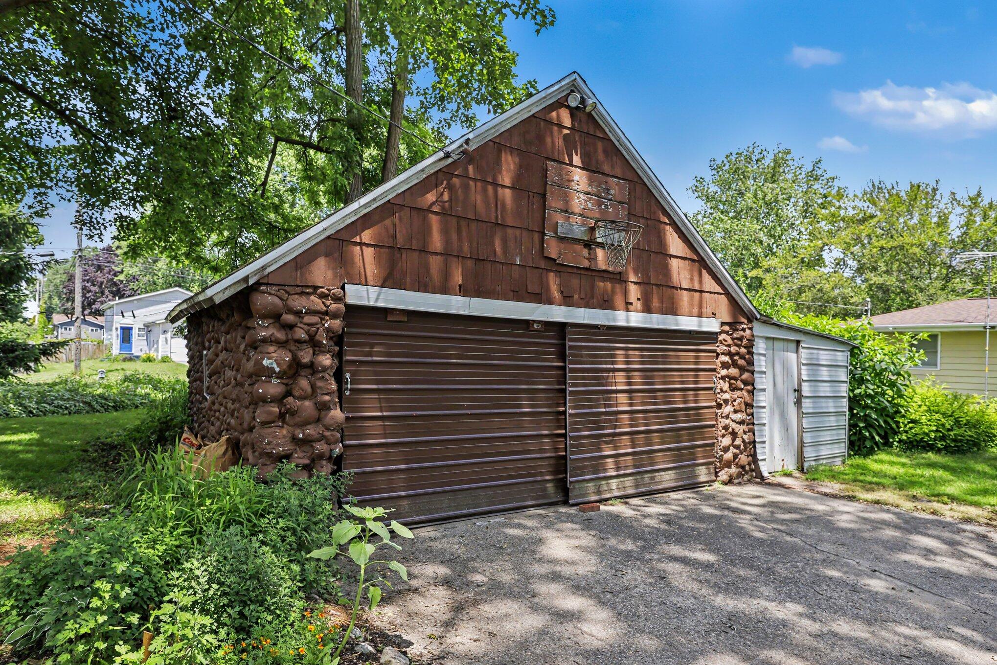 4231 S 12th Street Kalamazoo MI 49009