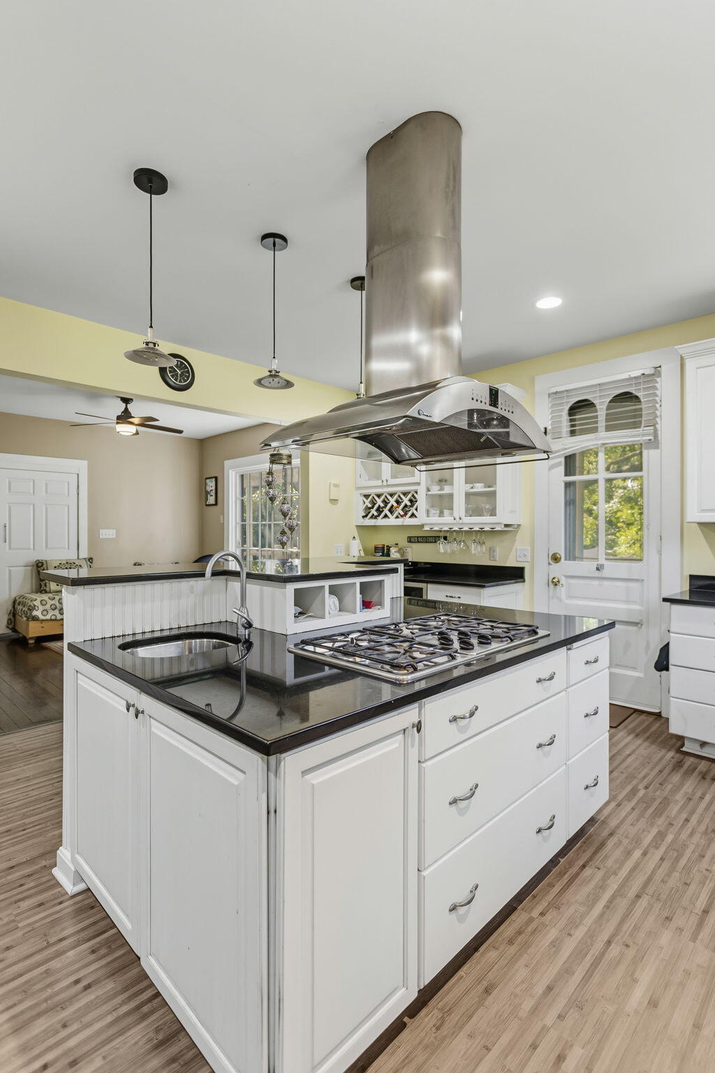 72861 8th Avenue South Haven MI 49090