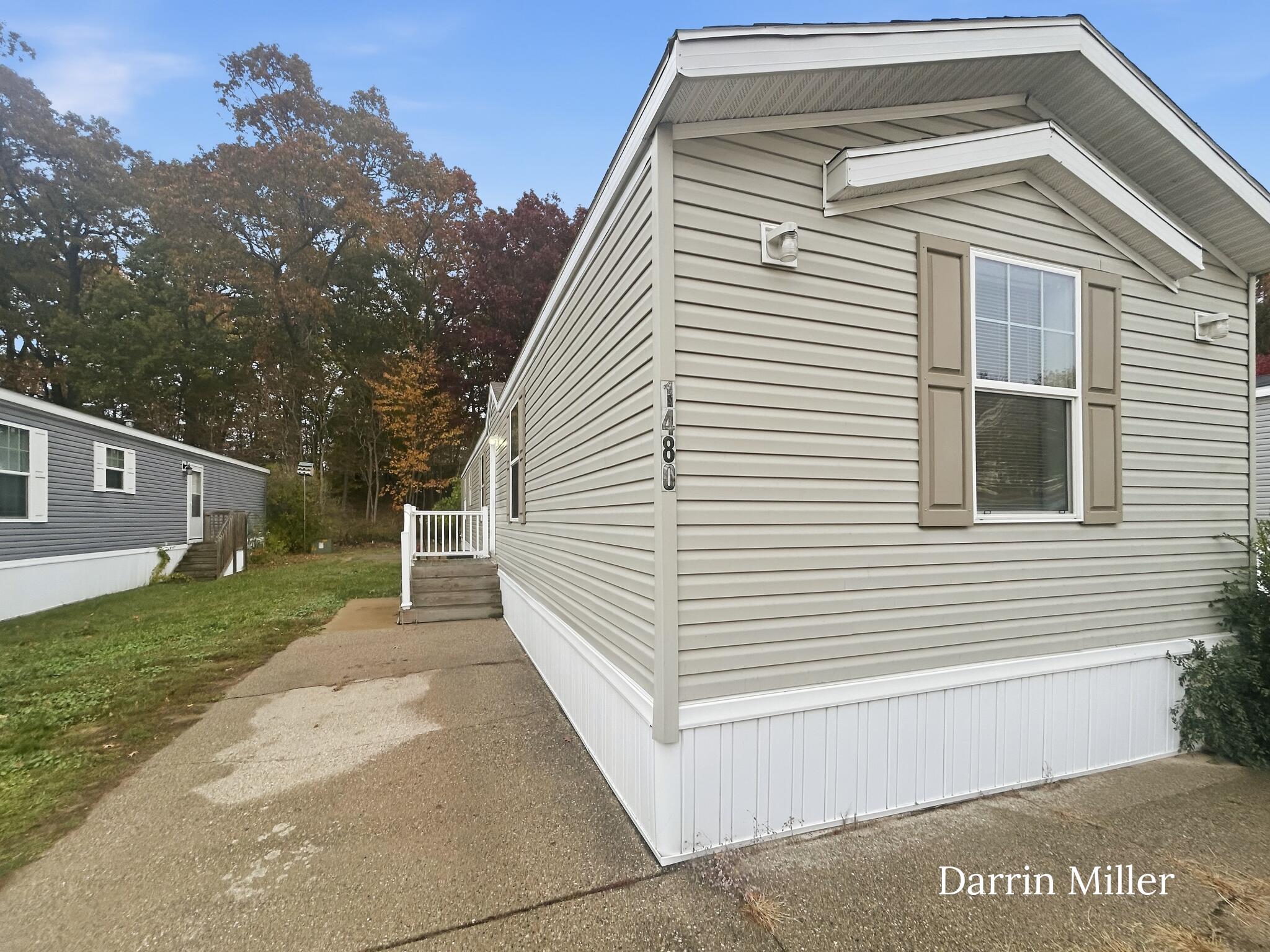 1480 Sarnia Street Norton Shores MI 49444