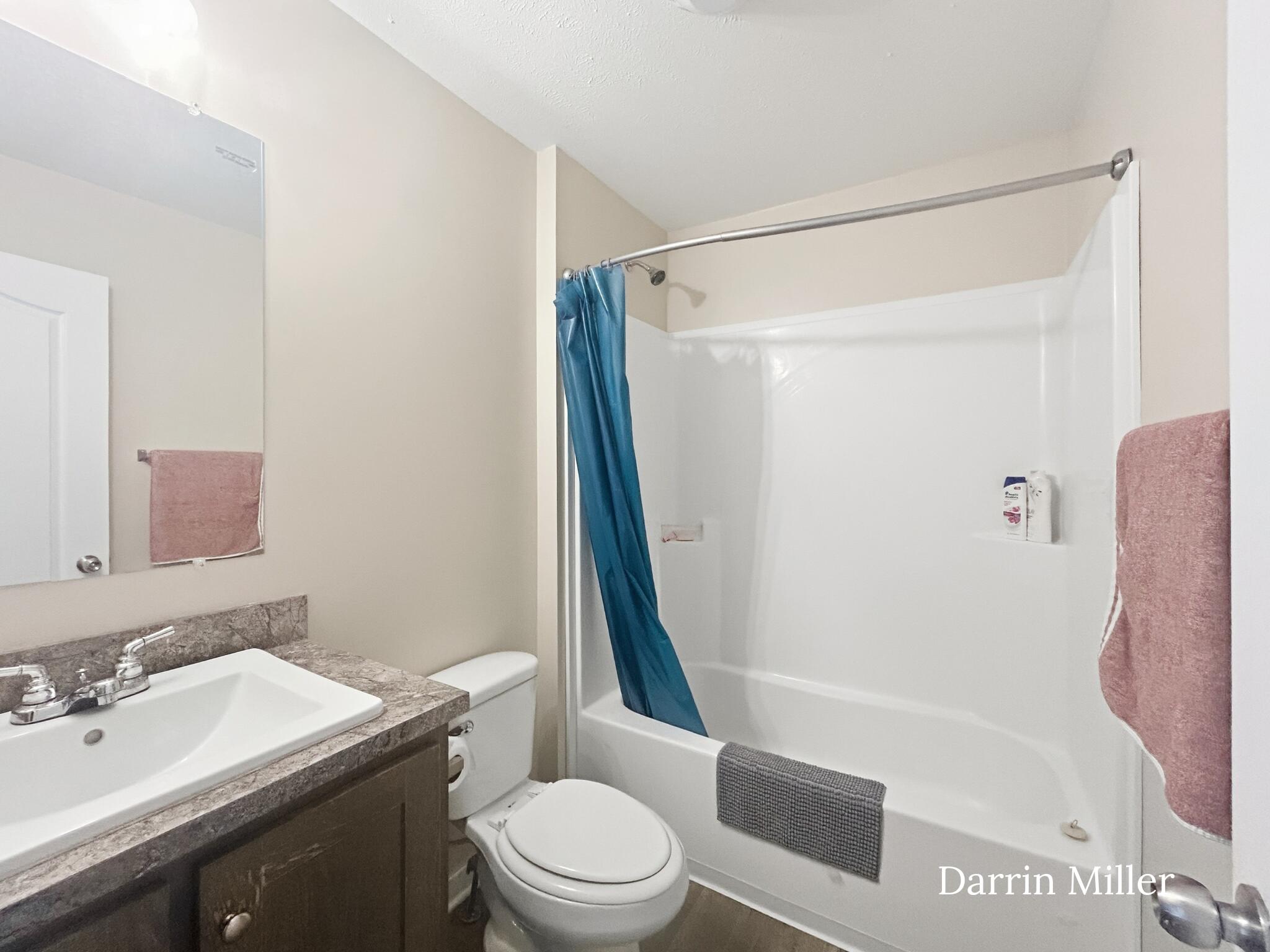 1480 Sarnia Street Norton Shores MI 49444