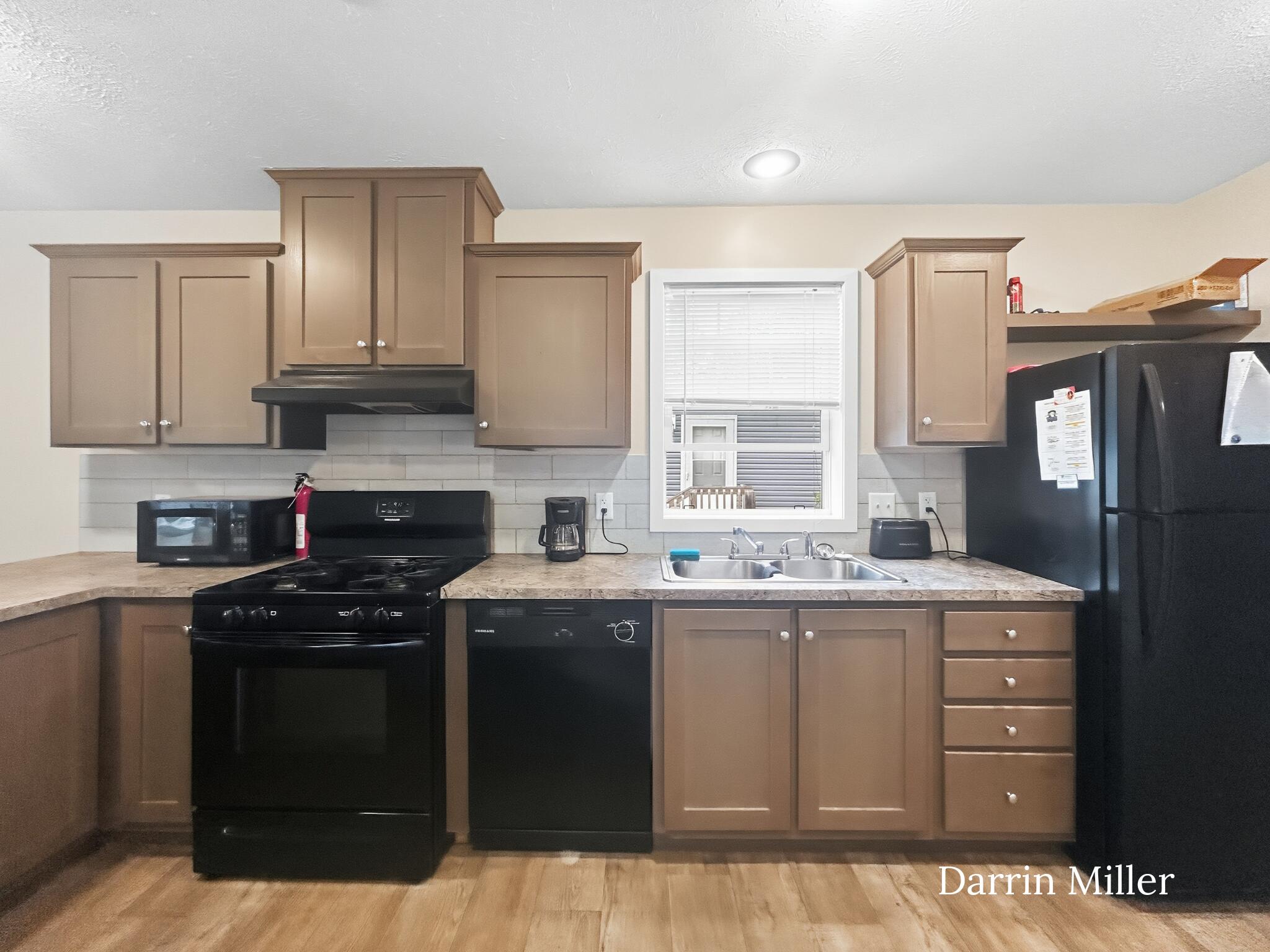 1480 Sarnia Street Norton Shores MI 49444