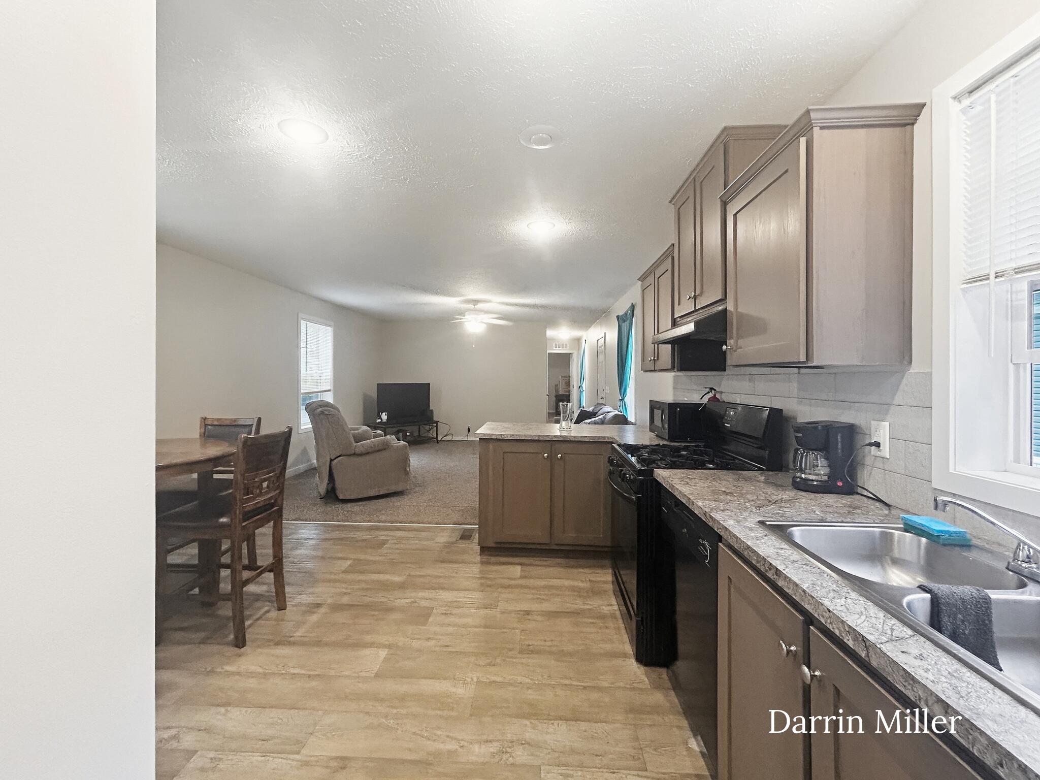 1480 Sarnia Street Norton Shores MI 49444