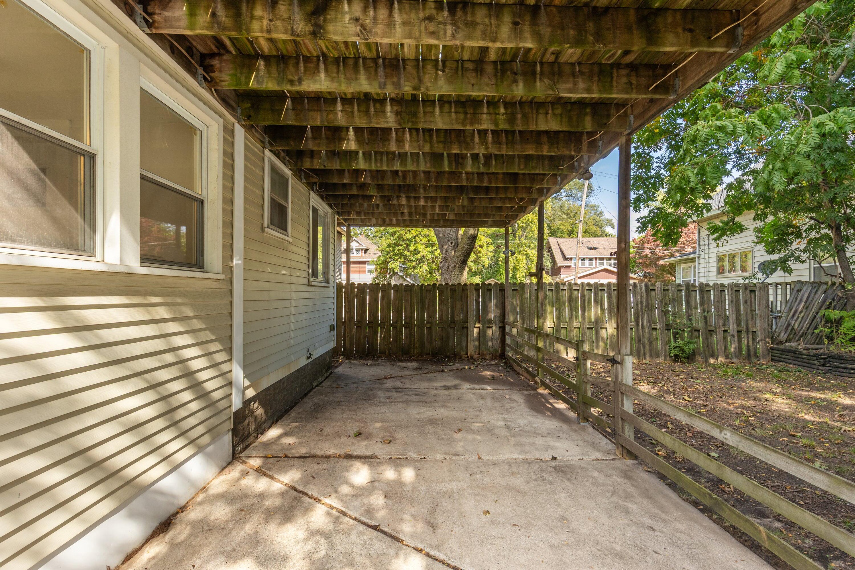 1340 Eastern Avenue SE Grand Rapids MI 49507