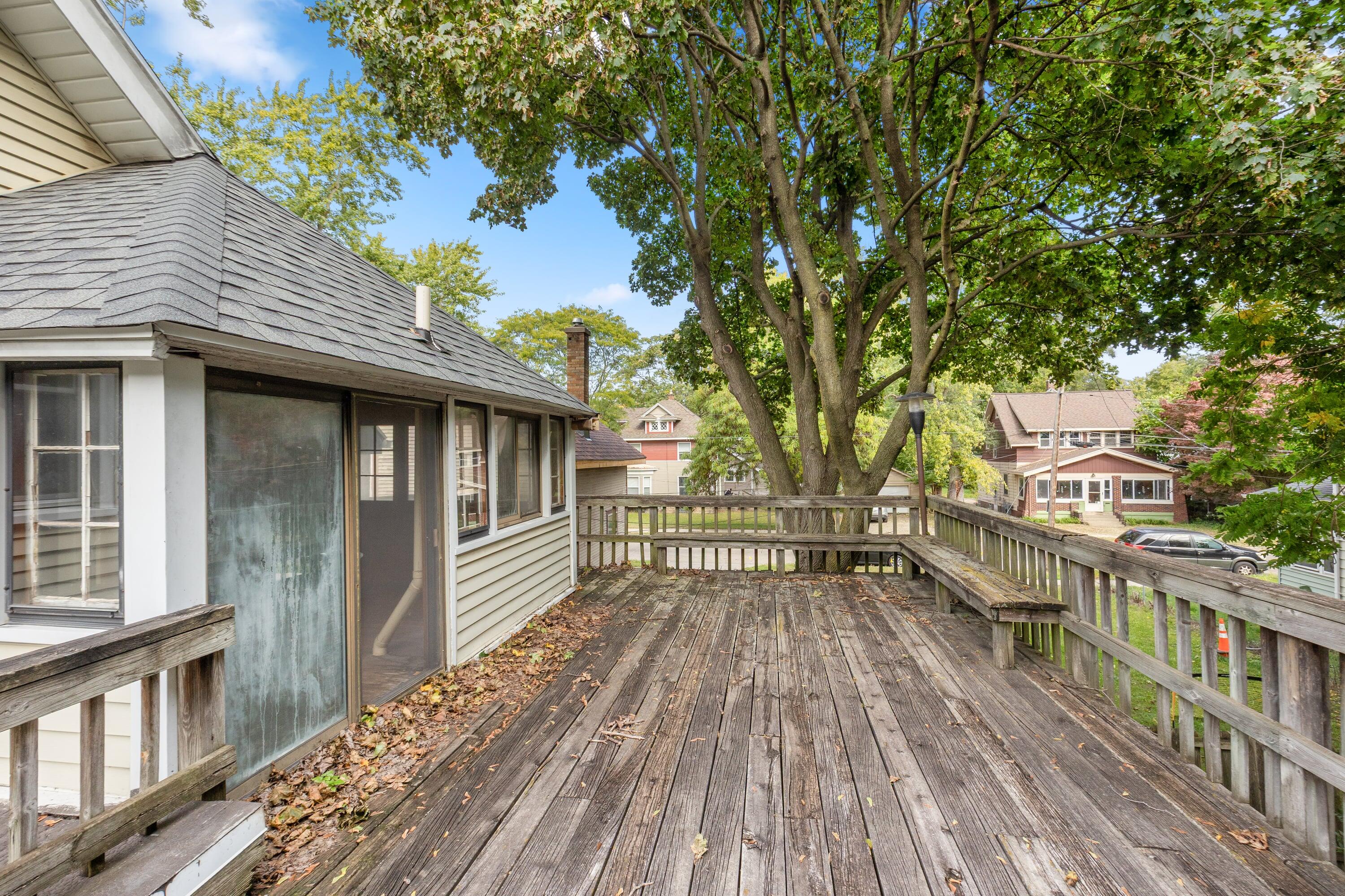 1340 Eastern Avenue SE Grand Rapids MI 49507