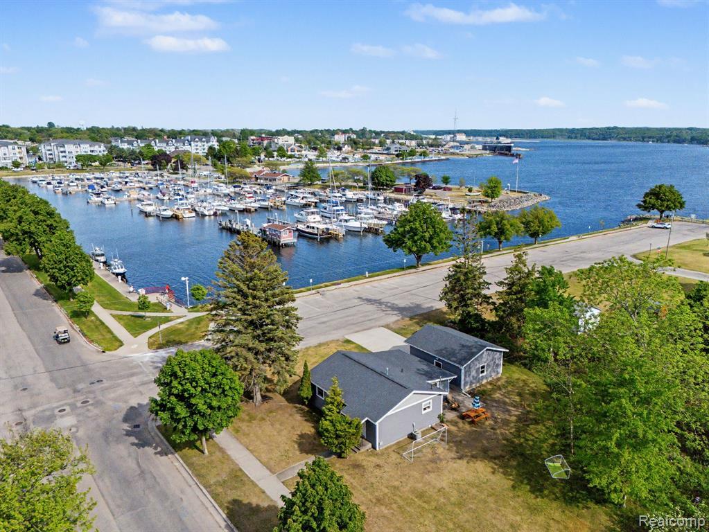 701 W Loomis Street Ludington MI 49431