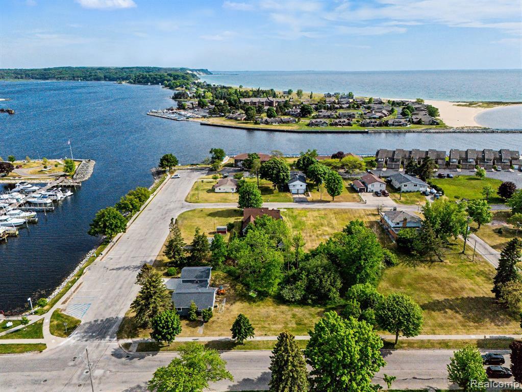 701 W Loomis Street Ludington MI 49431