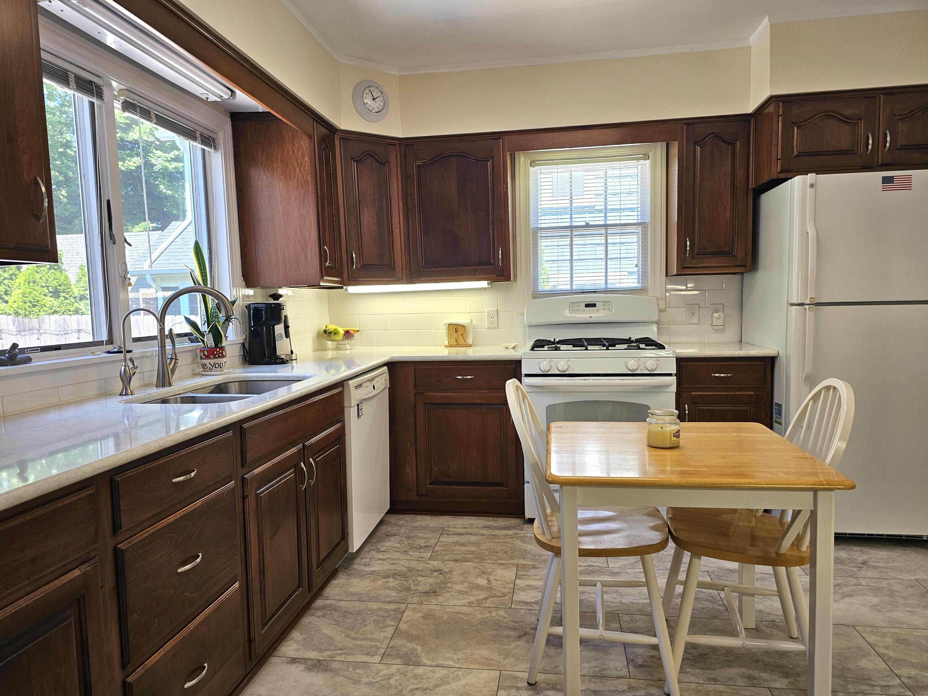 2236 Tipperary Road Kalamazoo MI 49008