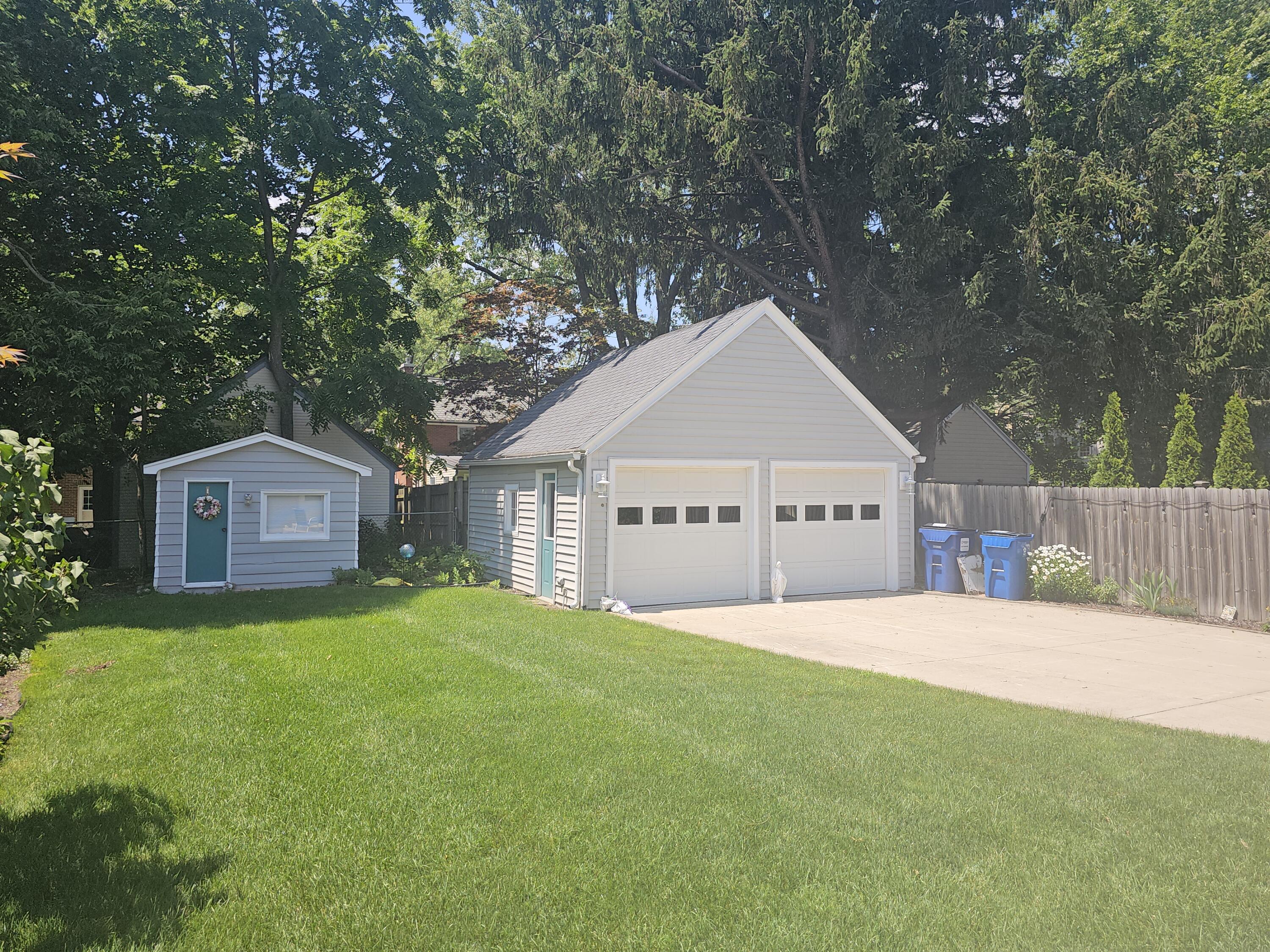 2236 Tipperary Road Kalamazoo MI 49008